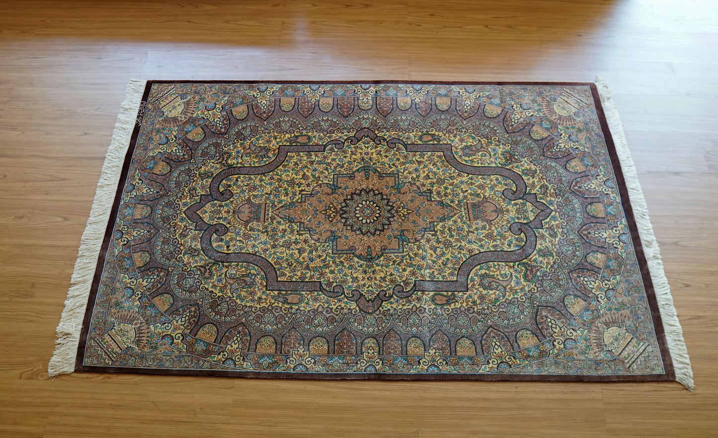 Collection ペルシャ絨毯 クム産 100%シルク 手織り 154×98cm 証明書付