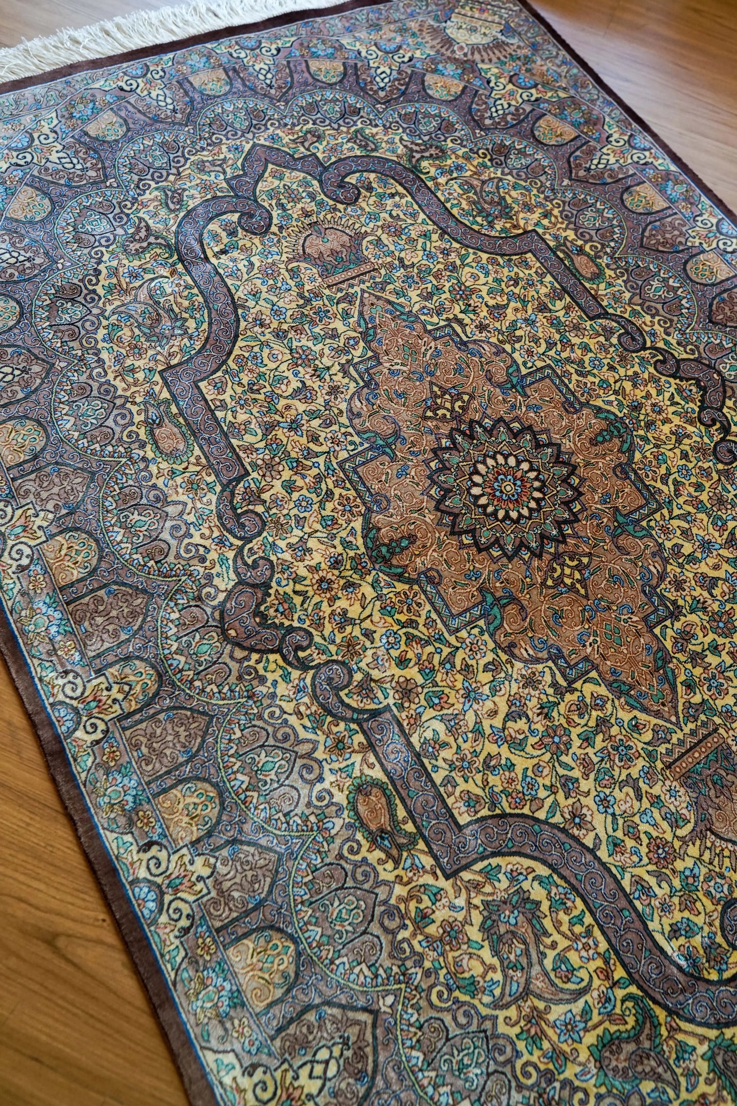 Collection ペルシャ絨毯 クム産 100%シルク 手織り 154×98cm 証明書付