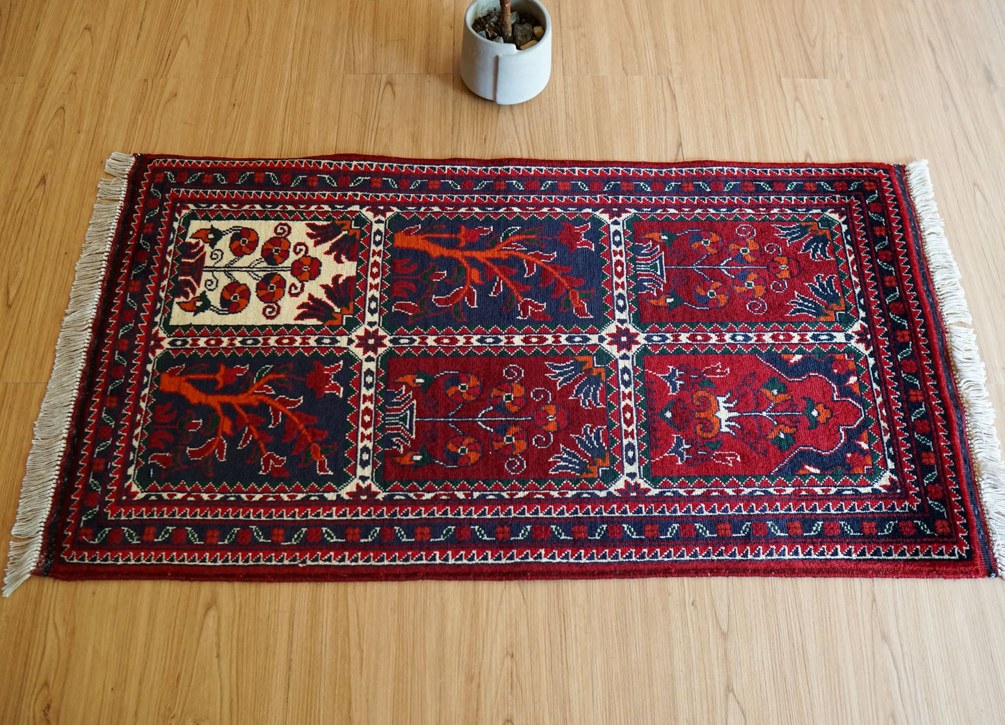 Collection アフガニスタン手織り絨毯 カールモハメディ 103×53cm, Decorworks