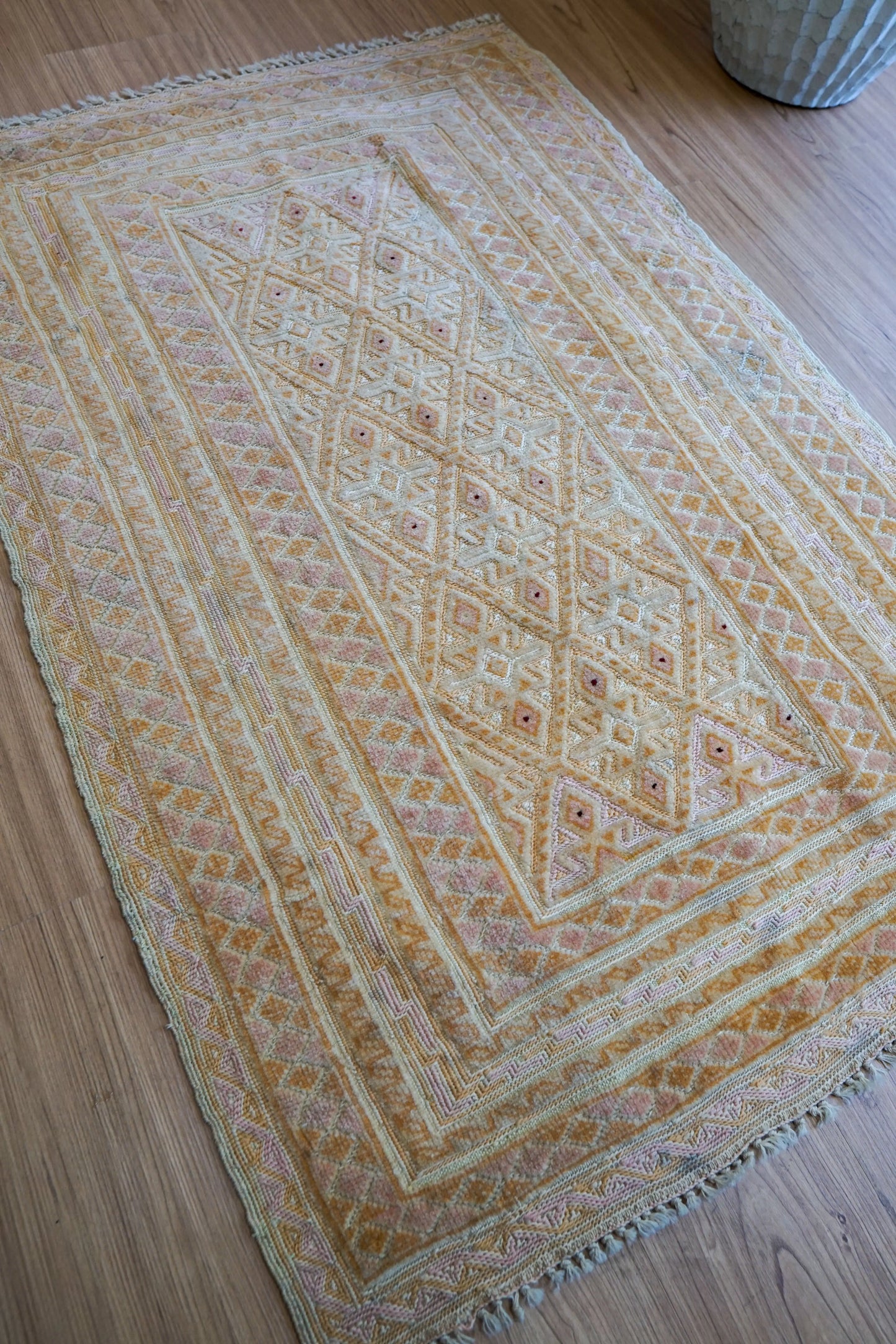 115cm × 76cm アフガニスタン マシュワニキリム 手織り絨毯 Decorworks