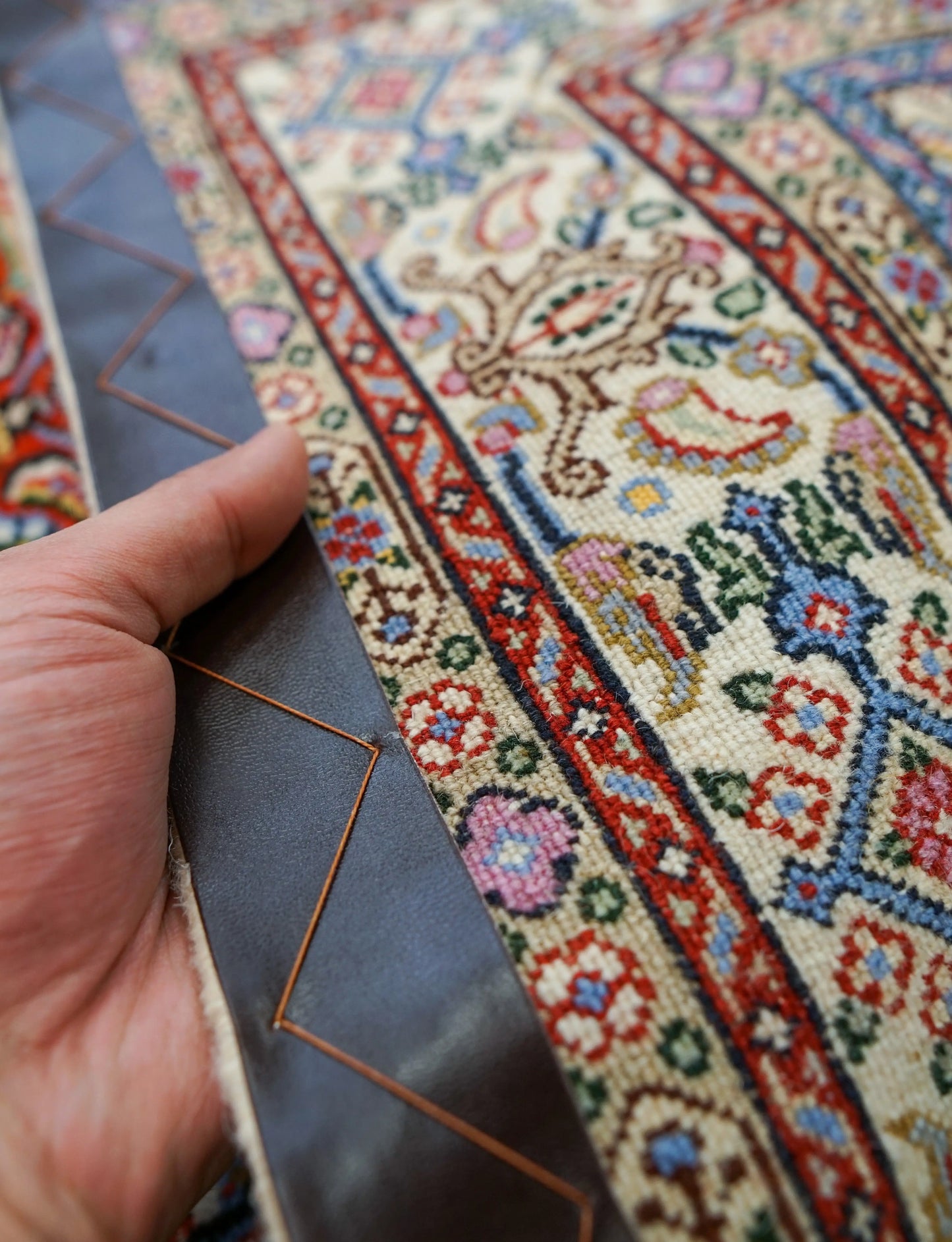 122×77cm ペルシャ 手織り絨毯 Decorworks