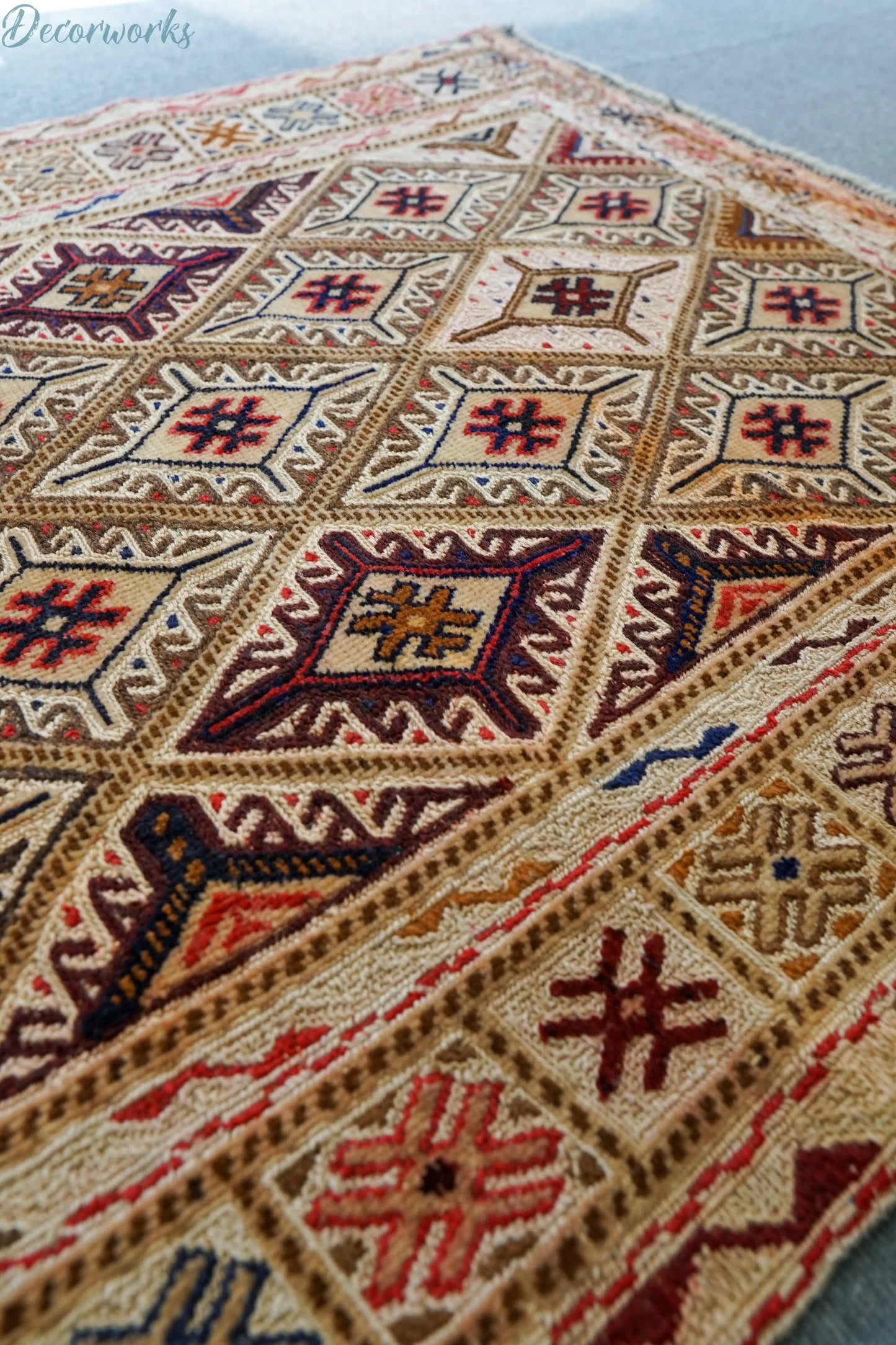 129×86cm 手織りマシュワニキリム Decorworks