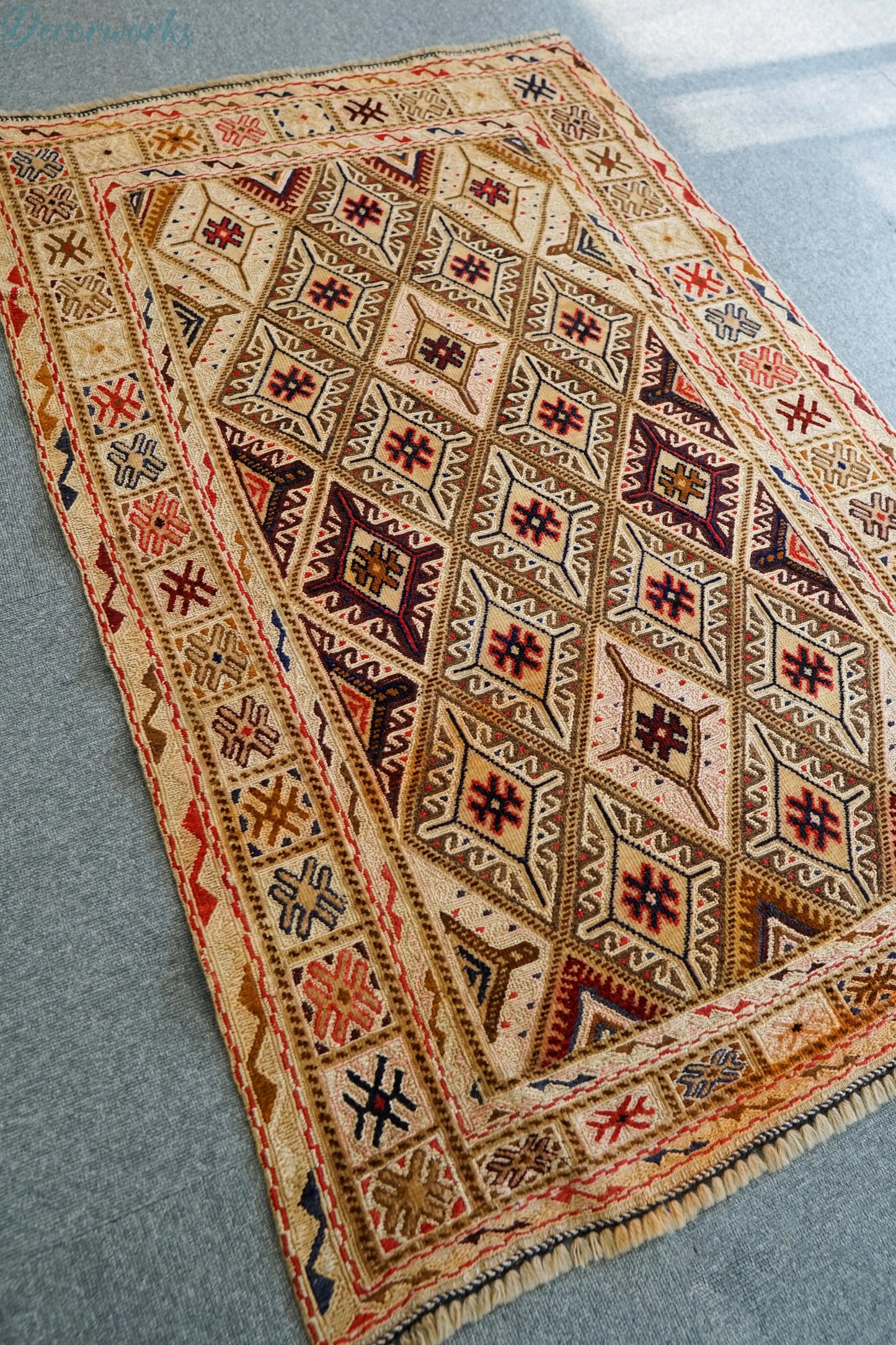 129×86cm 手織りマシュワニキリム Decorworks