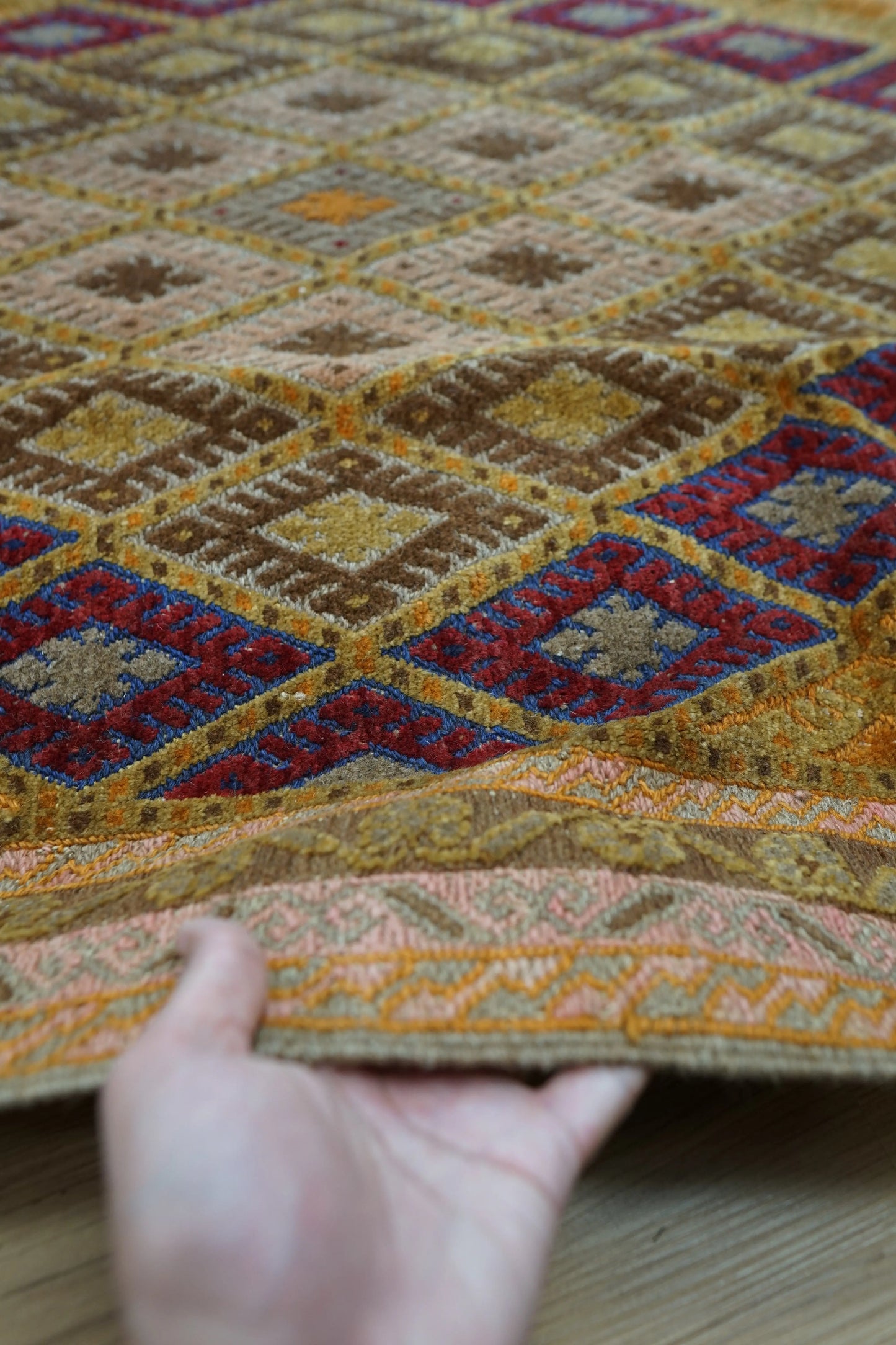 137×106cm アフガン手織りマシュワニキリム 手織り 絨毯 Decorworks