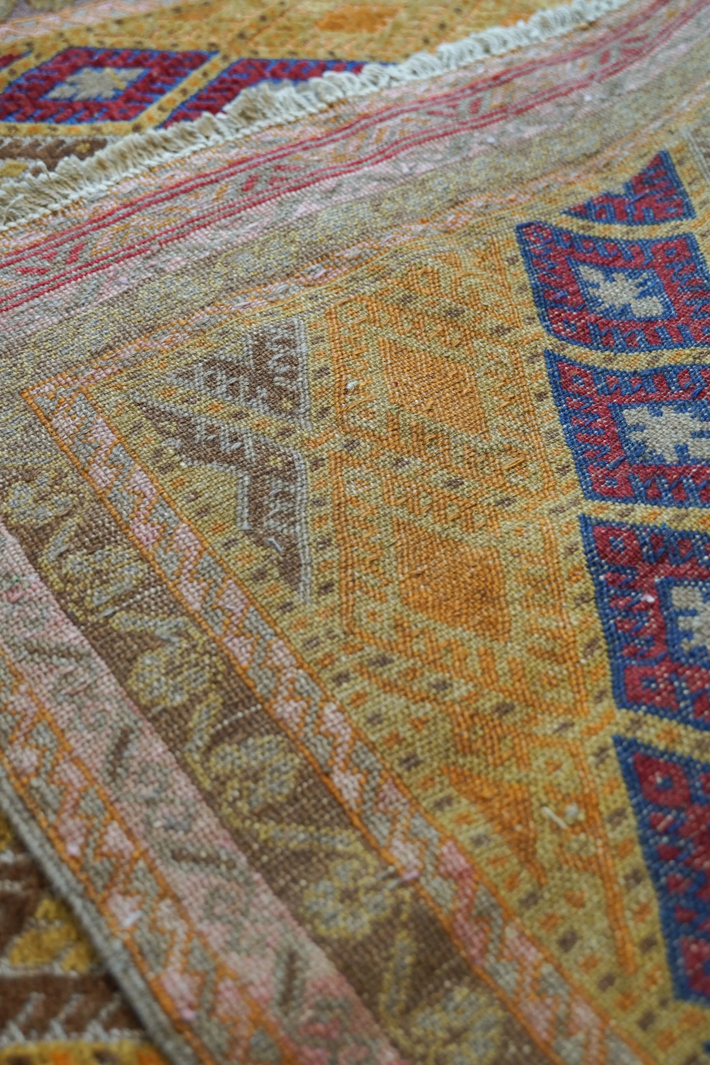 137×106cm アフガン手織りマシュワニキリム 手織り 絨毯 Decorworks