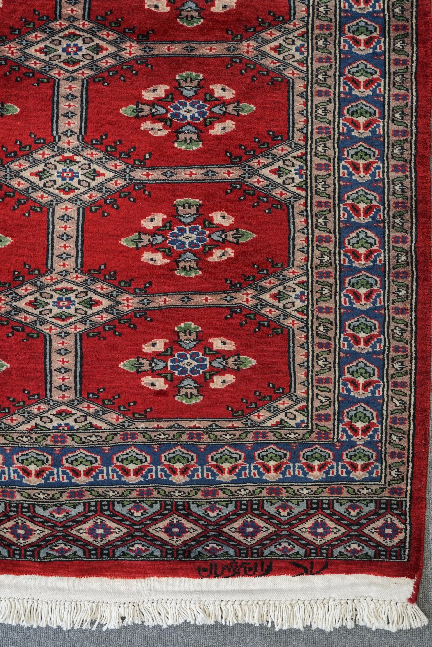 Collection パキスタン手織り絨毯 150×92cm、ジャールダールデザインの伝統模様ラグ