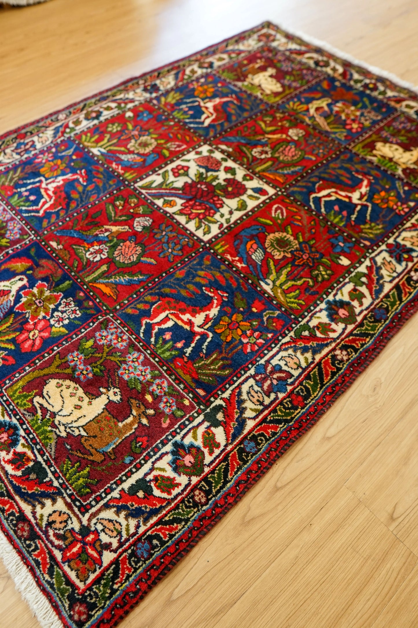162×111cm ペルシャ手織り絨毯 ウール ラグ バクティアリ Decorworks