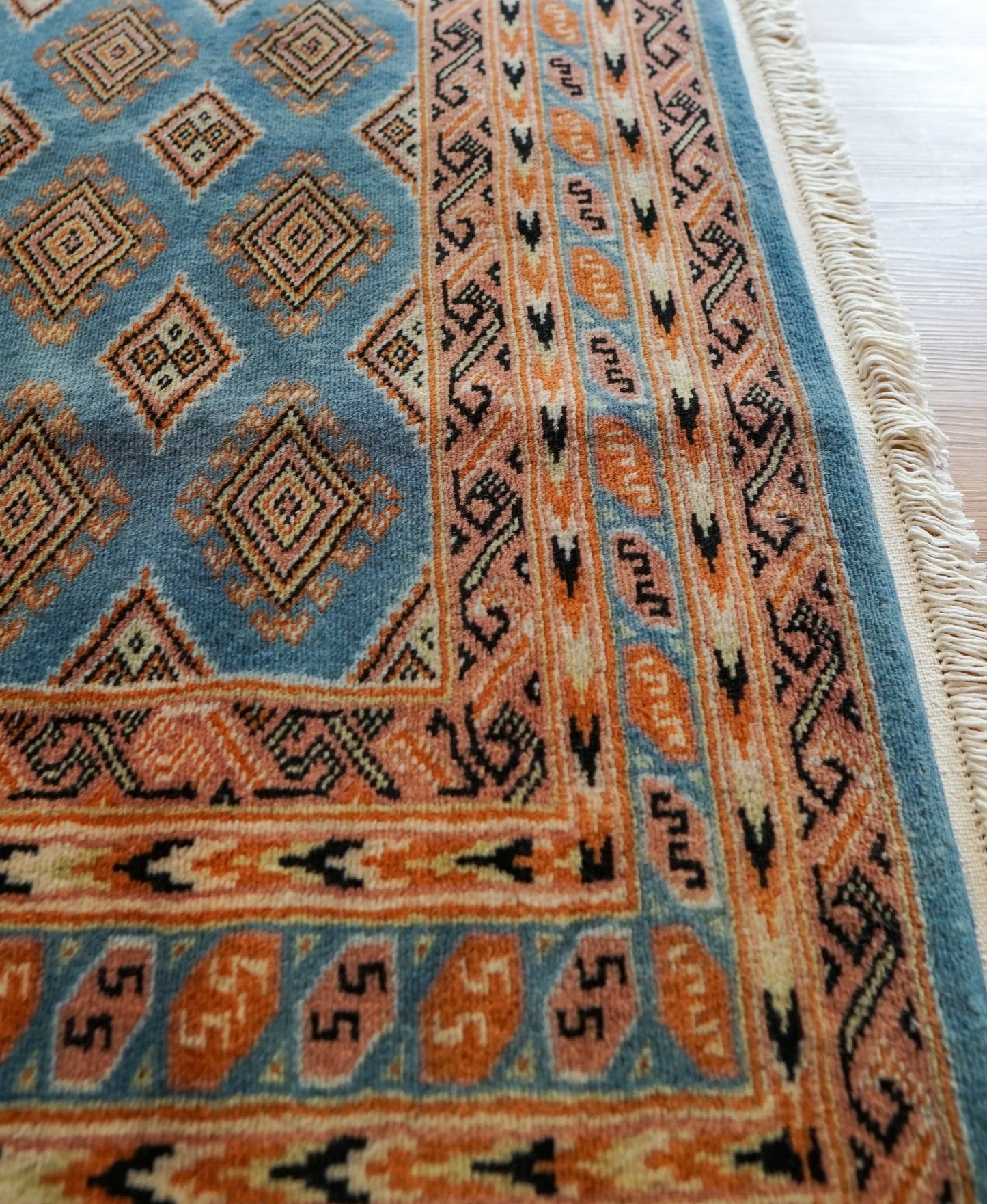 パキスタン手織り絨毯 トライバルラグ 185×125cm Decorworks