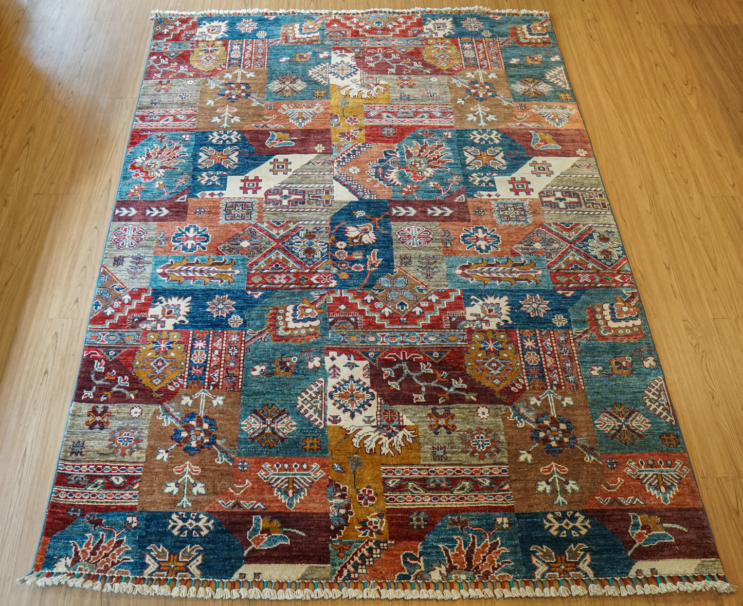 Collection アフガン絨毯 ガズニー産 ウール トライバルパッチワークデザイン 206×153cm