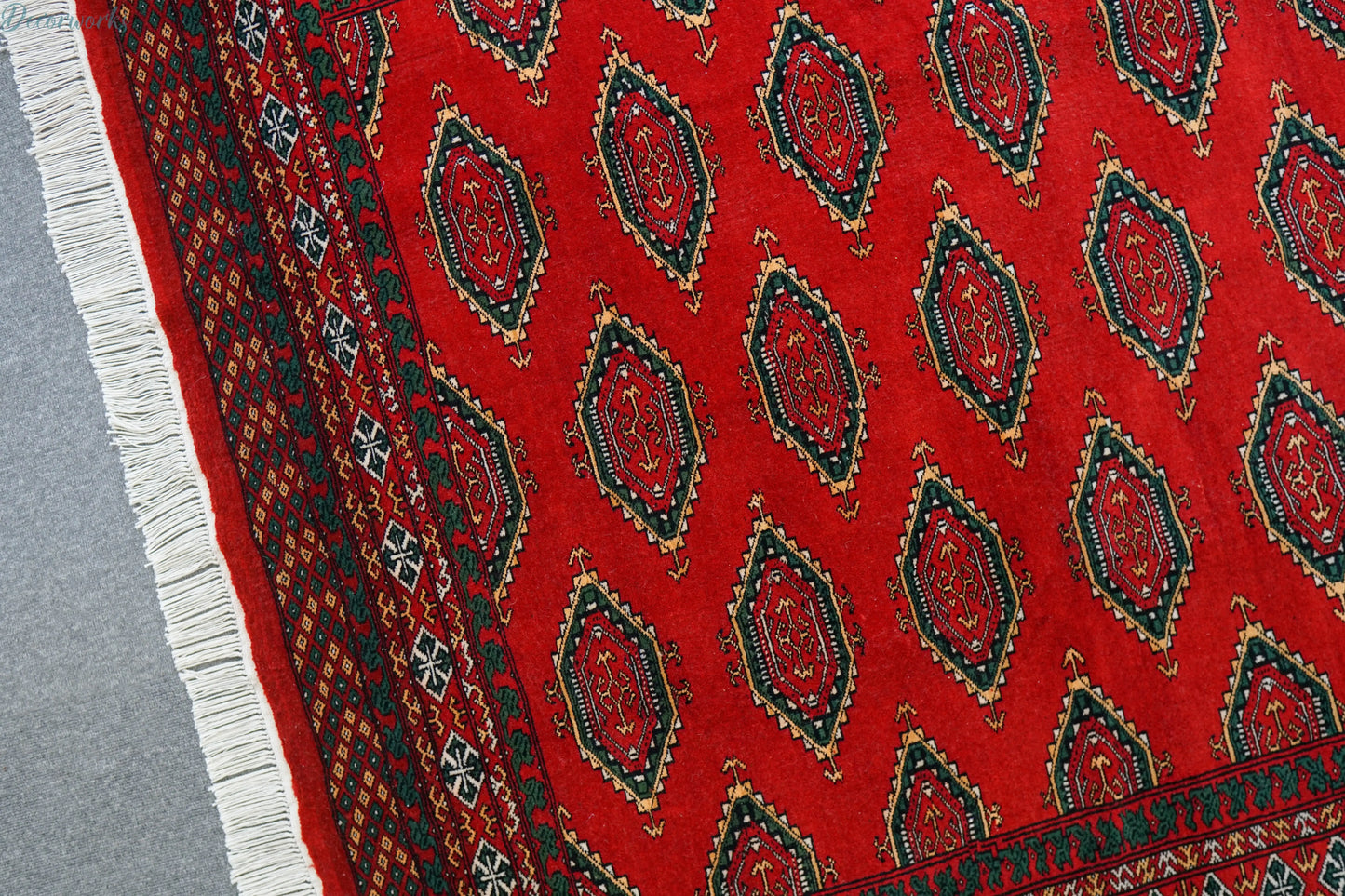 219×138cm パキスタン手織り絨毯 Decorworks