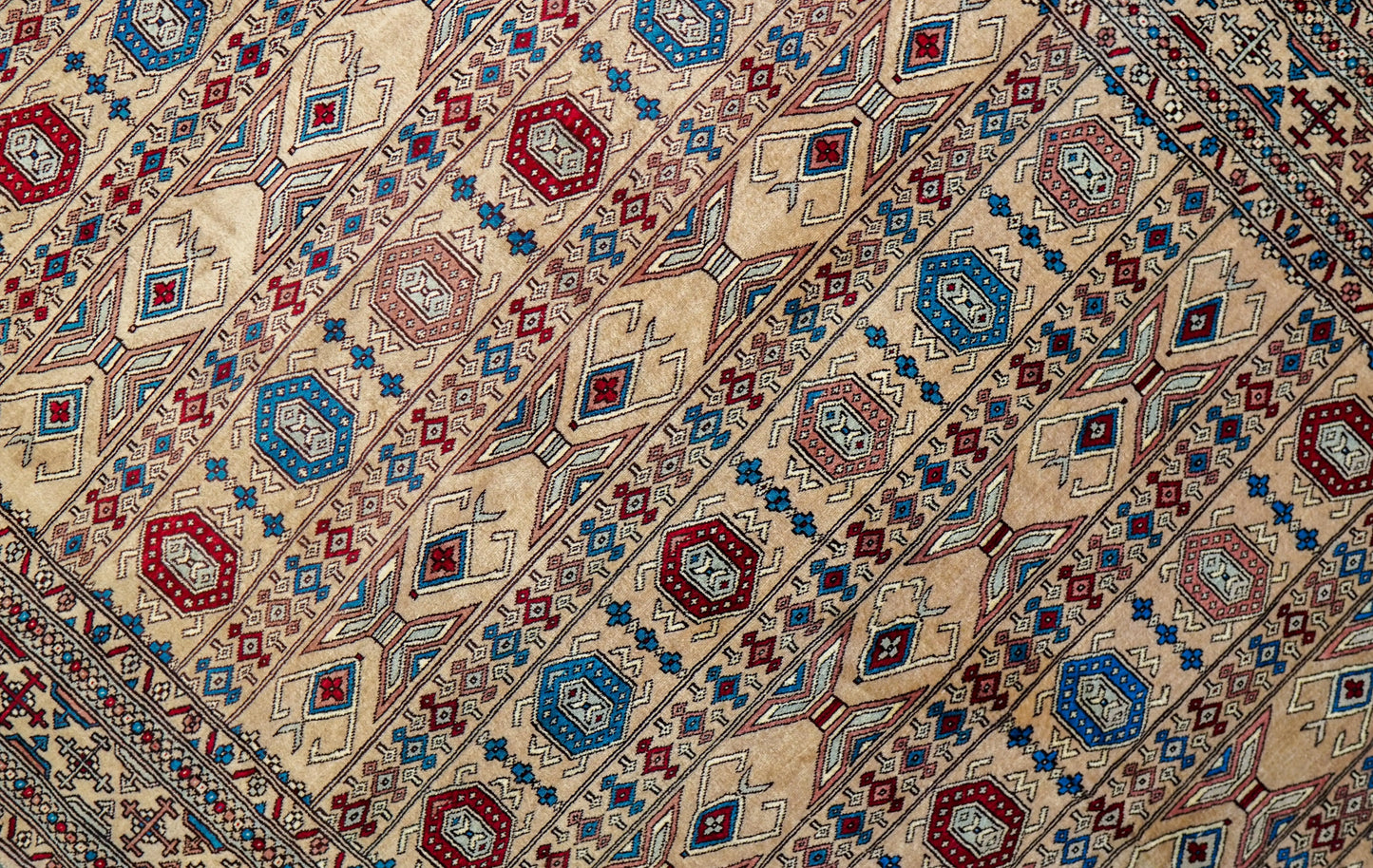 223×154cm【パキスタン手織り絨毯 Decorworks