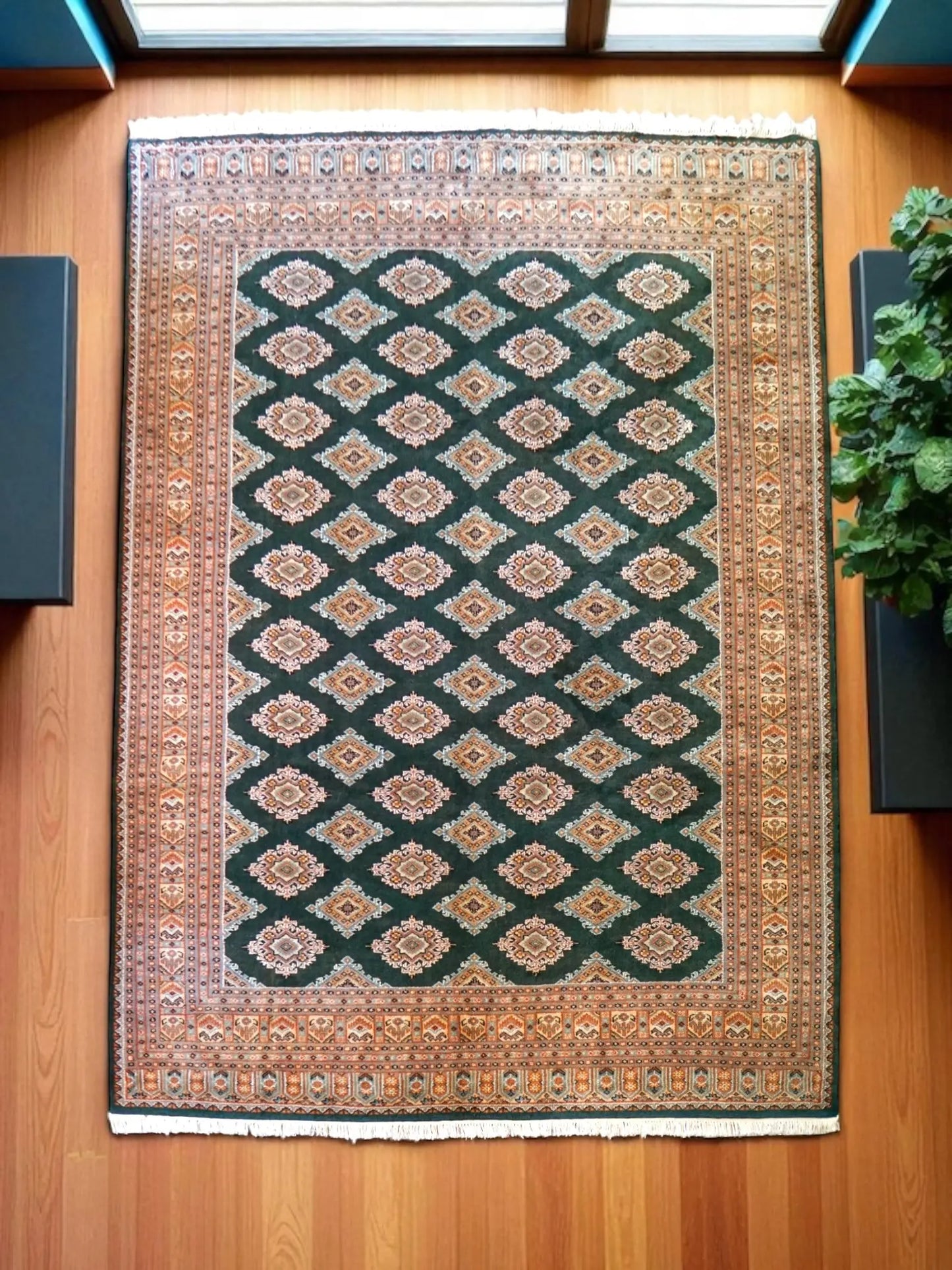 250×200cm【パキスタン手織り絨毯 Decorworks