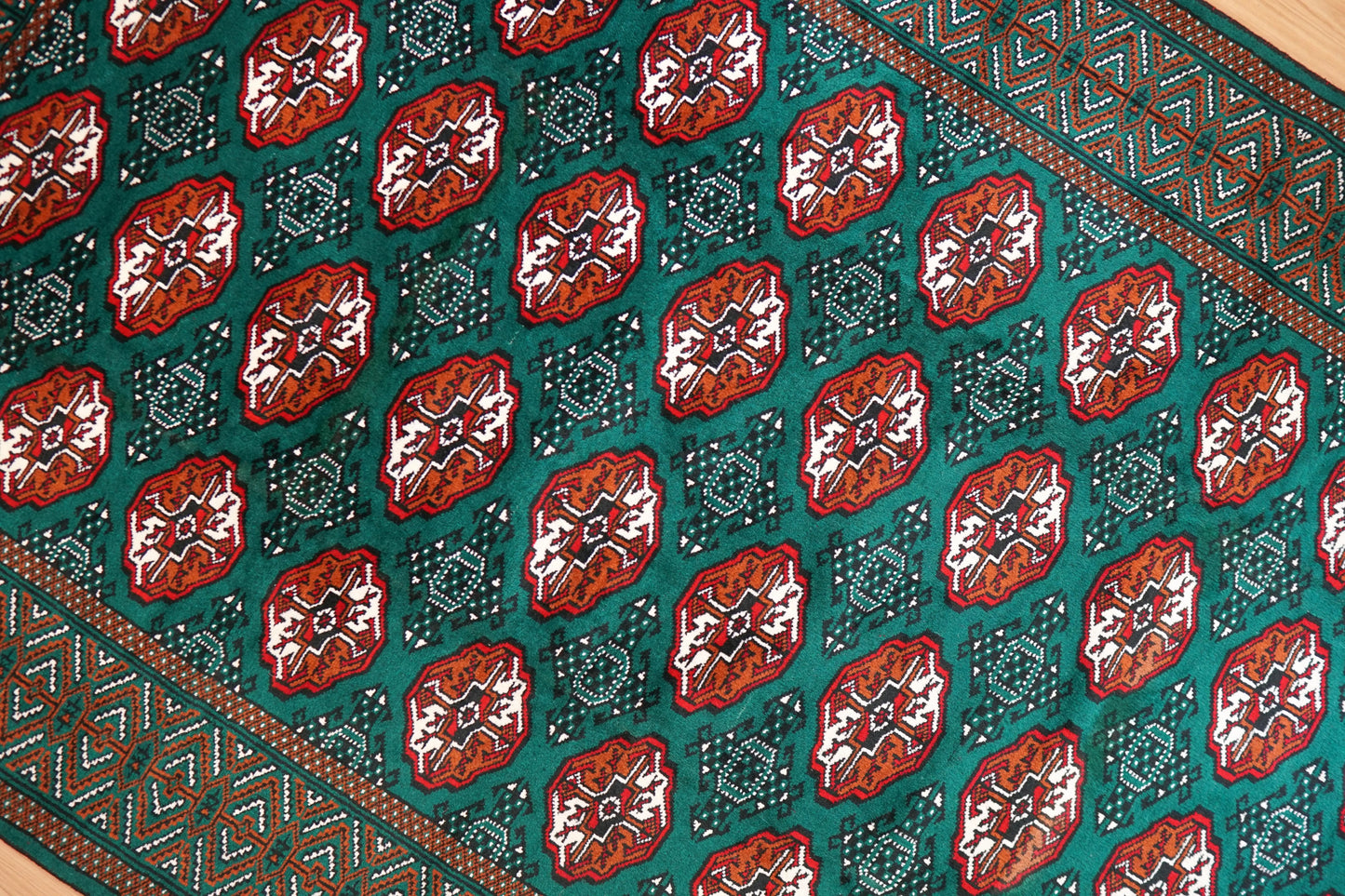 290×200cm ペルシャ トルクメン 手織り絨毯 Decorworks