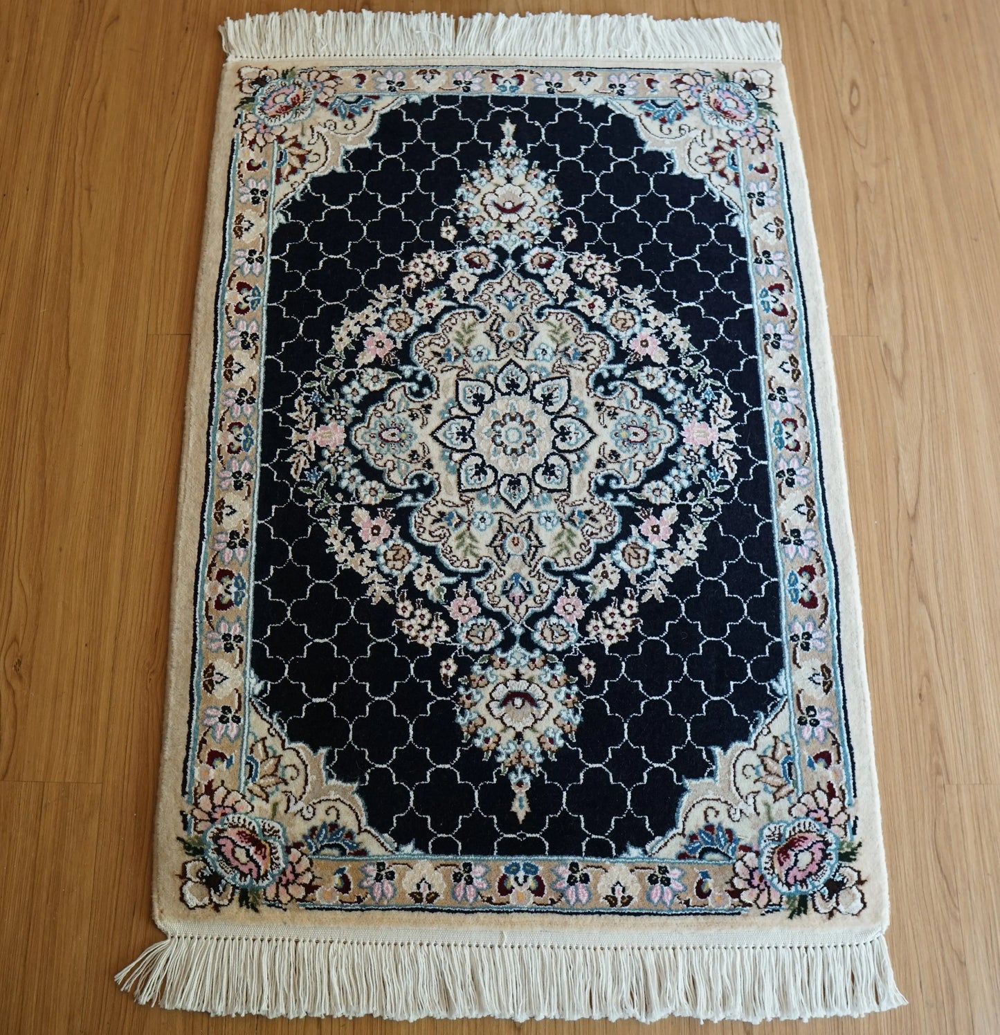 Collection ペルシャ手織り絨毯 ナイン産 93×65cm, Decorworks