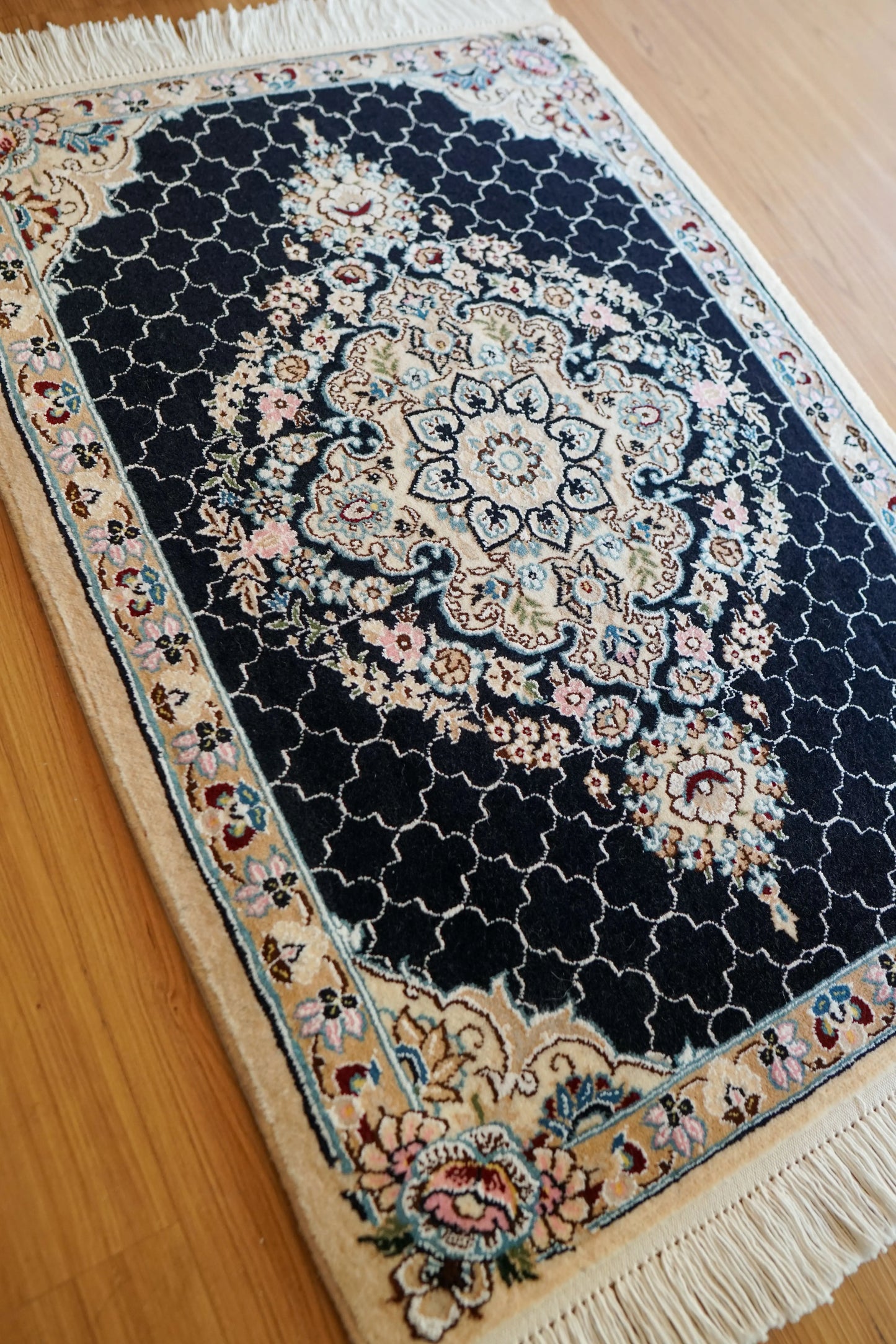 Collection ペルシャ手織り絨毯 ナイン産 93×65cm, Decorworks
