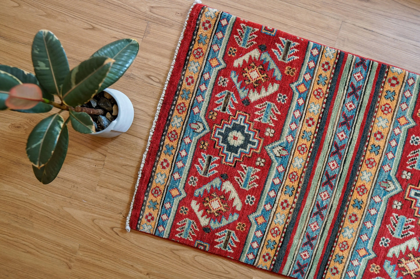 トライバルラグ ガズニ地方のアフガン絨毯 Decorworks