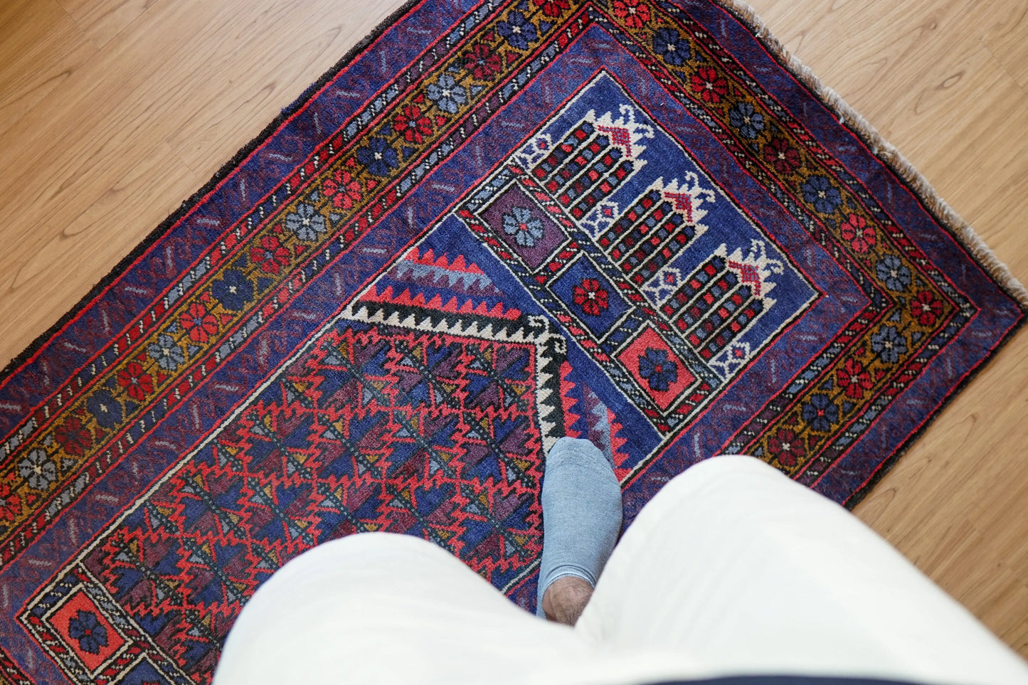 手織りペルシャ絨毯 バルーチ族製 Prayer Rug ヴィンテージ トライバルラグ 141×89cm Decorworks