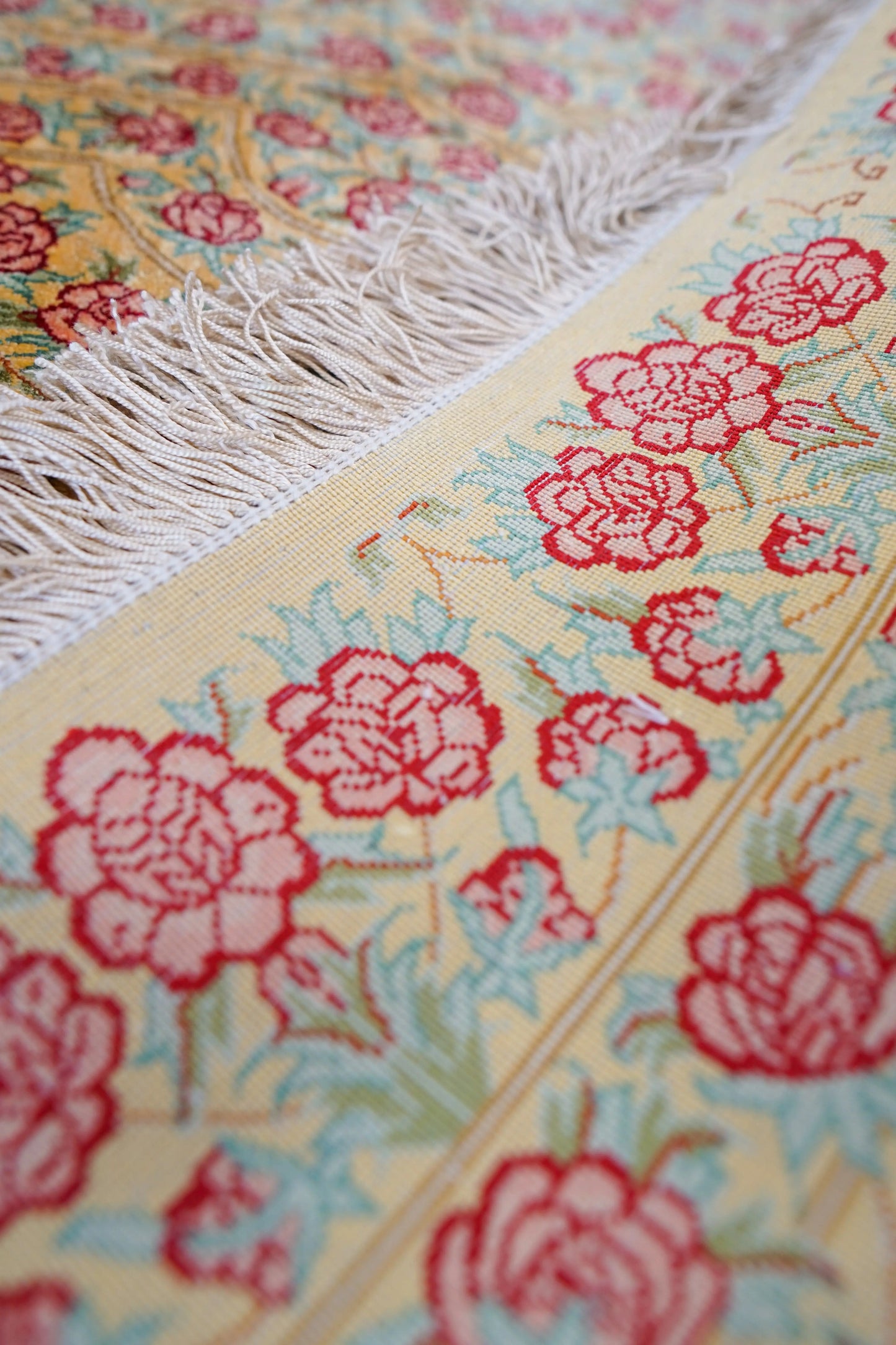 150×100cm 【ペルシャ手織りクム産のシルク100%絨毯】証明書付 Decorworks