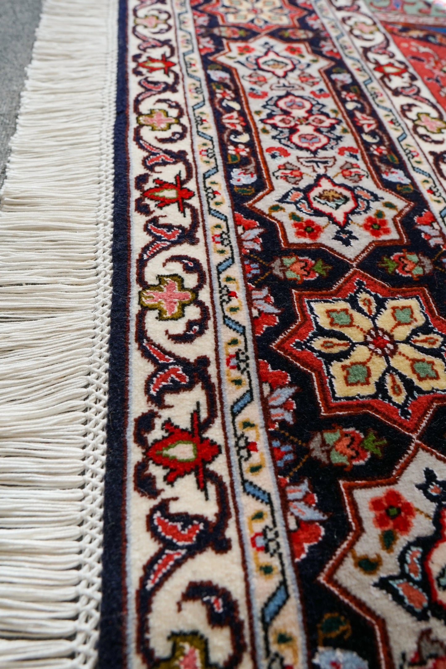 208×155cm【ペルシャ手織り絨毯】 Decorworks