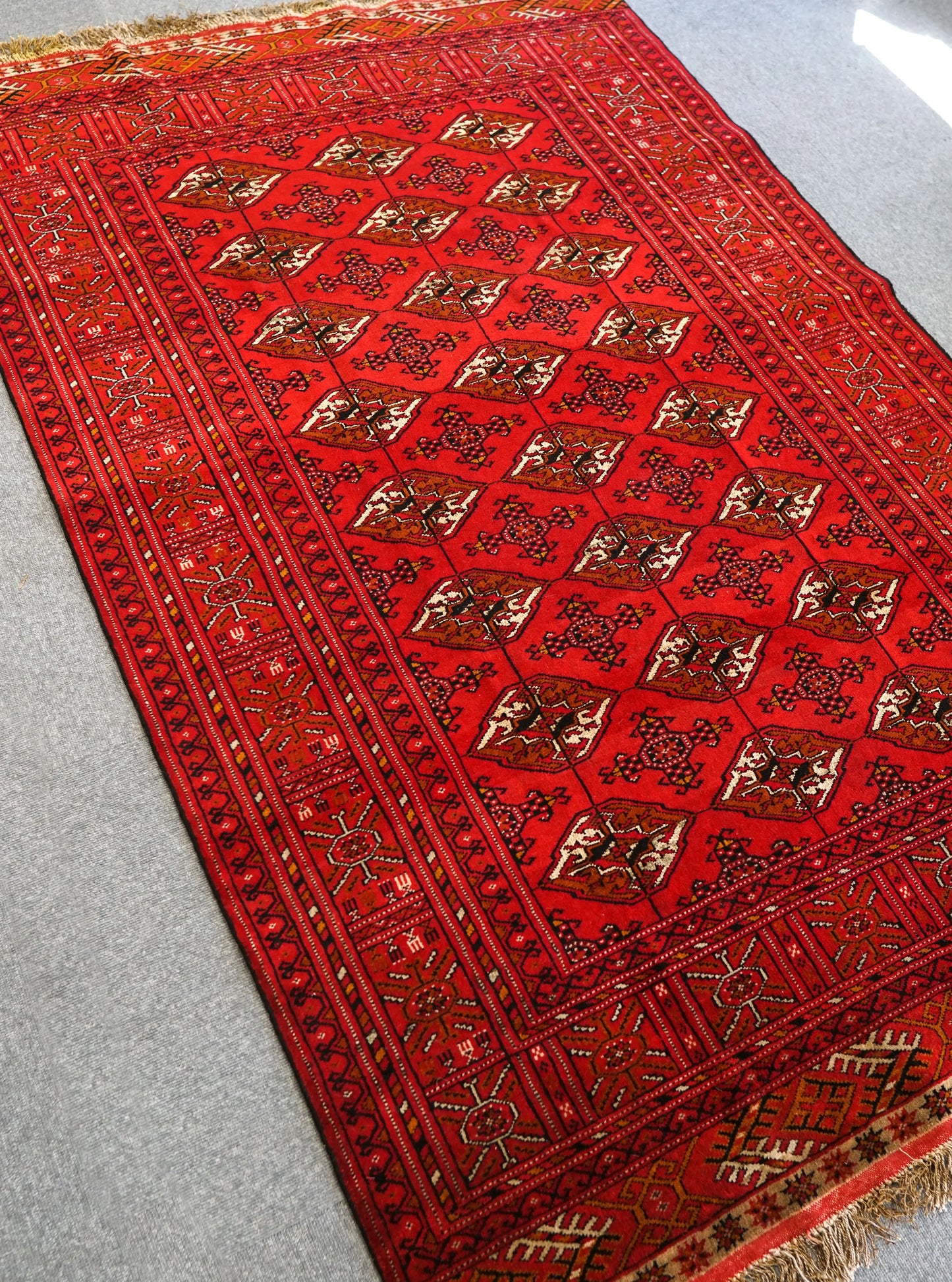 192×126cm トルクメン ボハラ手織り絨毯 Decorworks
