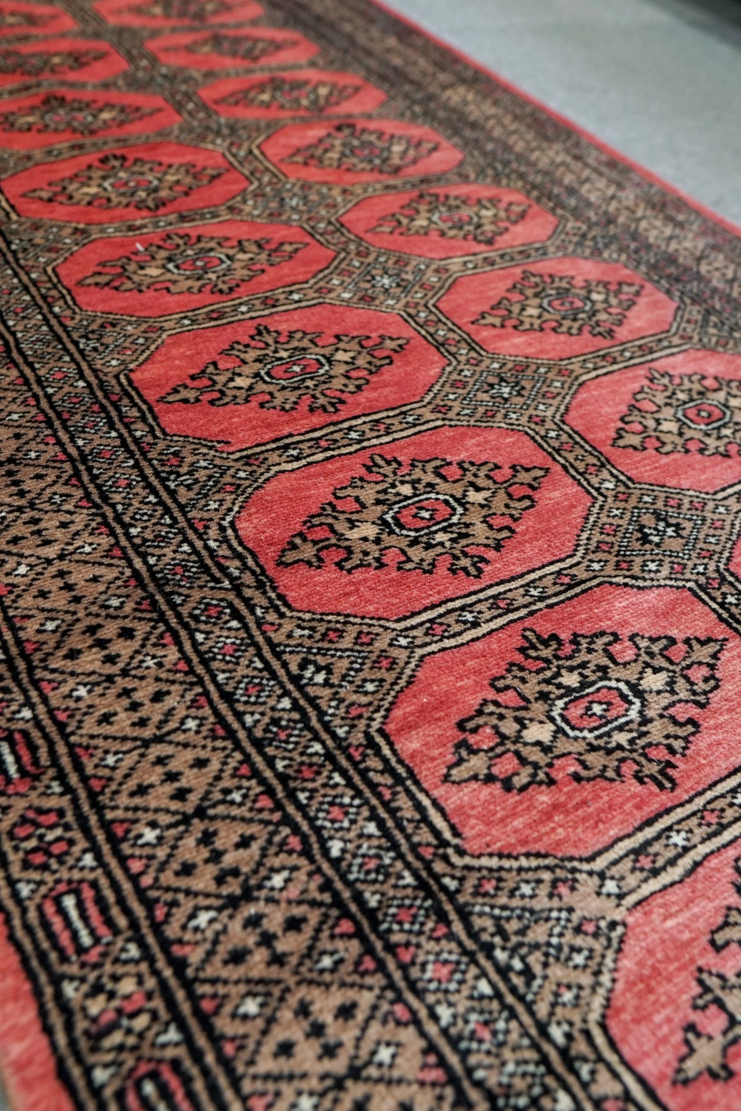 249×80cm パキスタン手織り絨毯 ランナー Decorworks