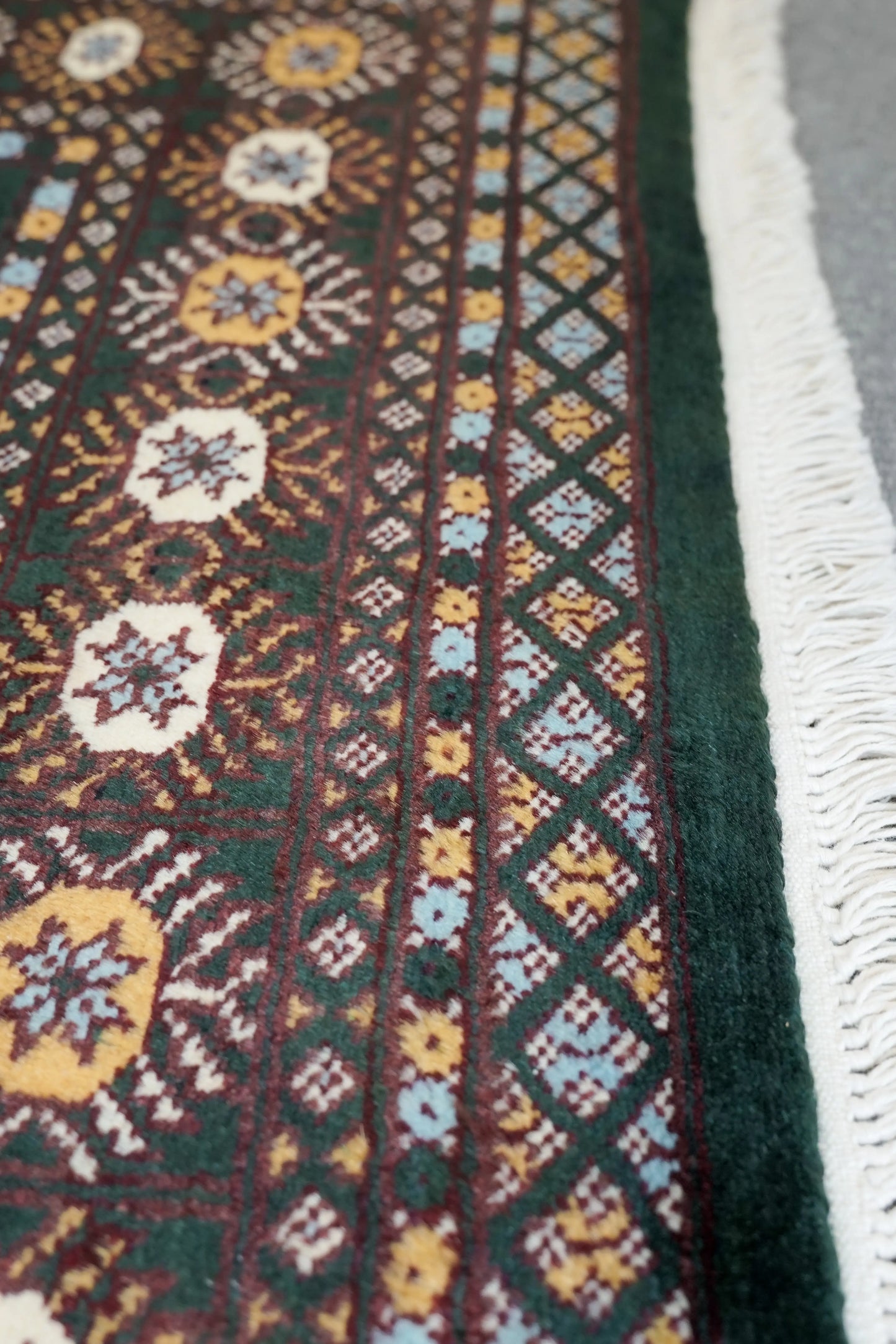 157×97cm パキスタン手織り絨毯 - Decorworks