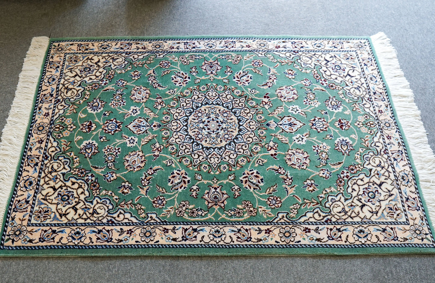116×78cm ペルシャ手織り絨毯 ナイン産 Decorworks