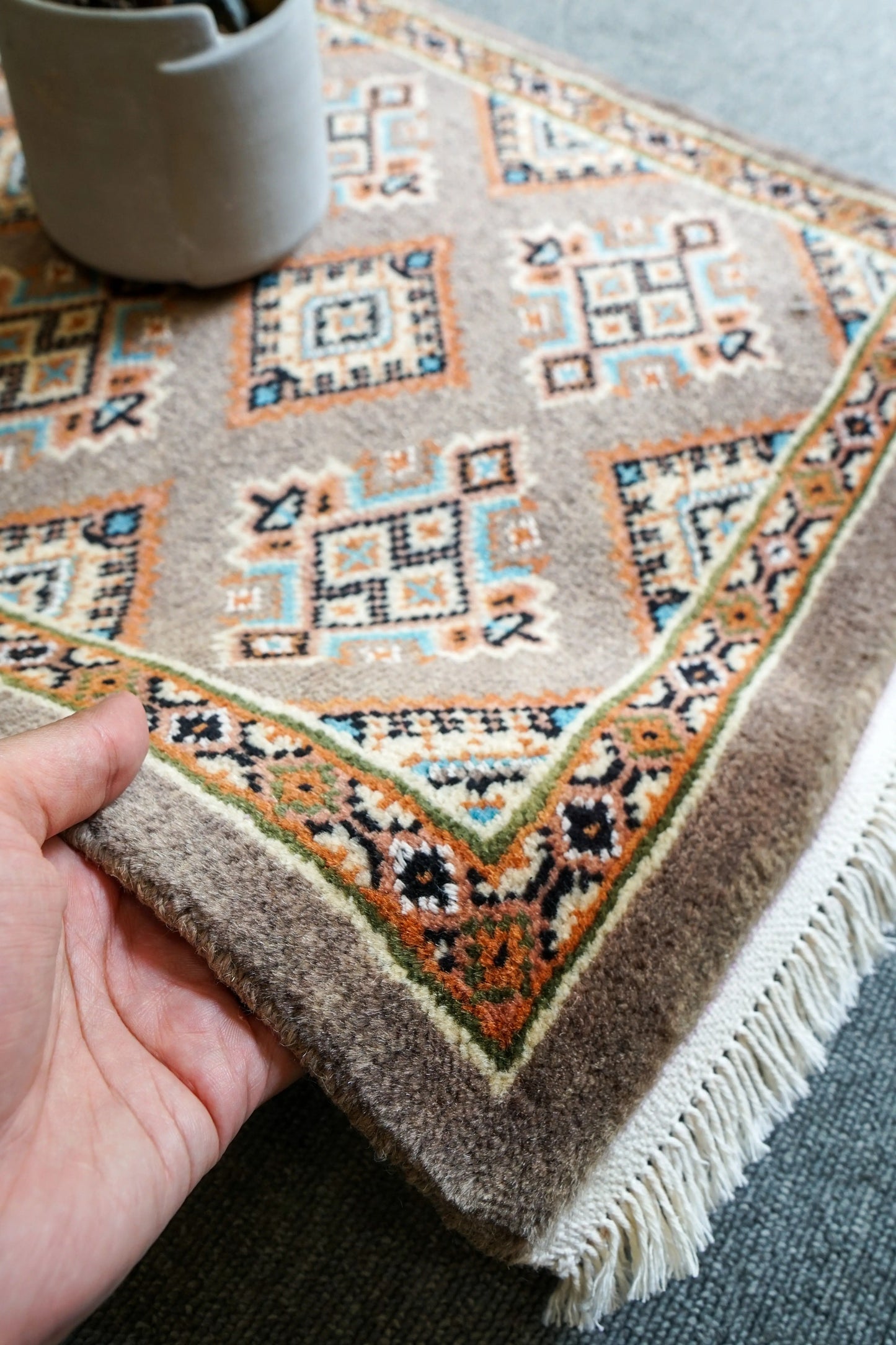 66×48cm パキスタン手織り絨毯 Decorworks
