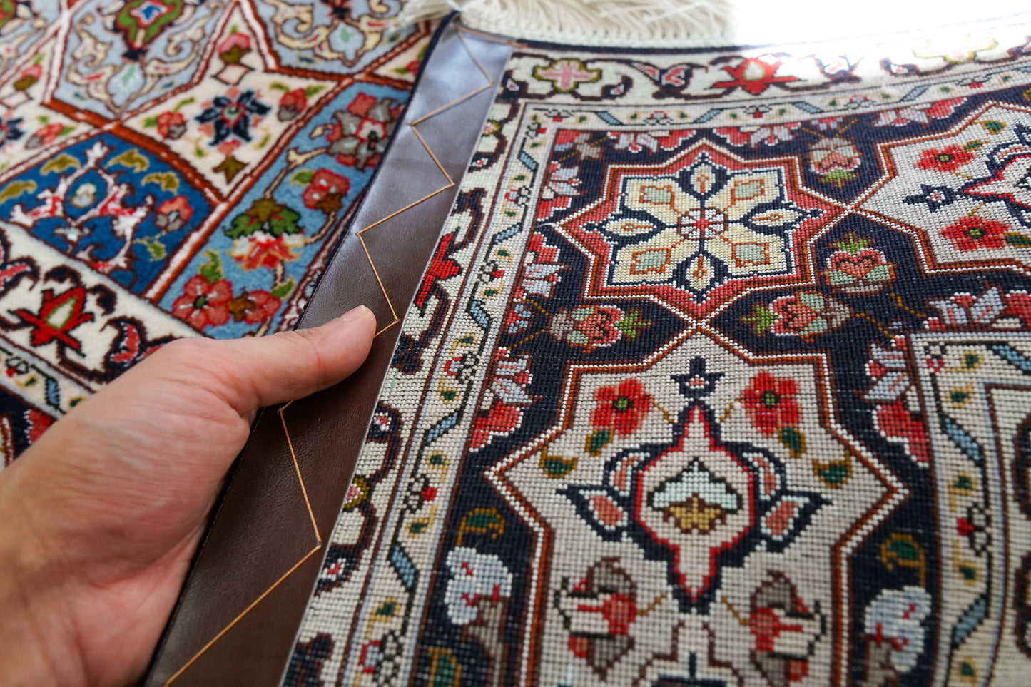 208×155cm【ペルシャ手織り絨毯】 Decorworks