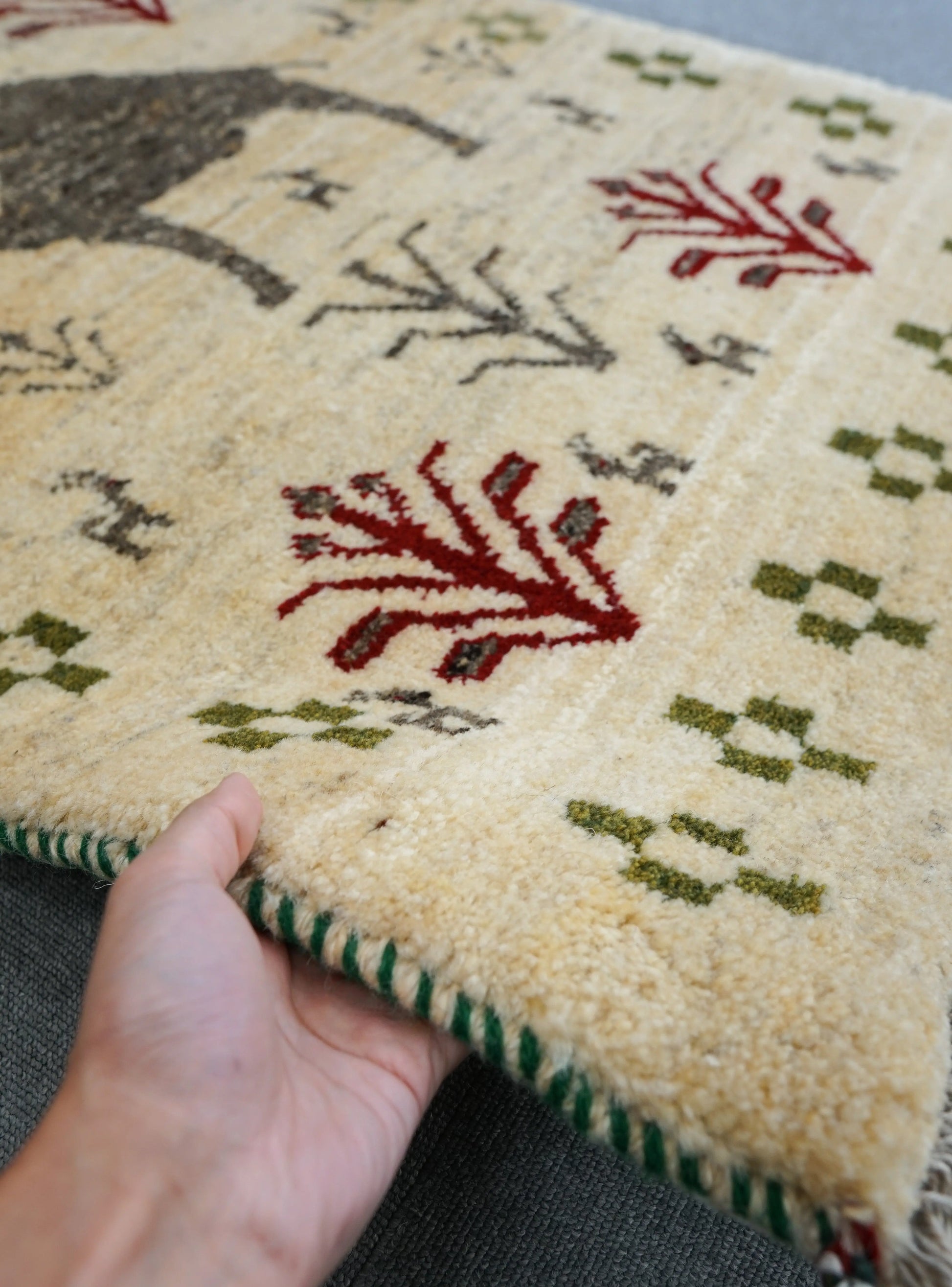 117×83cm ペルシャ手織りギャッベ Decorworks