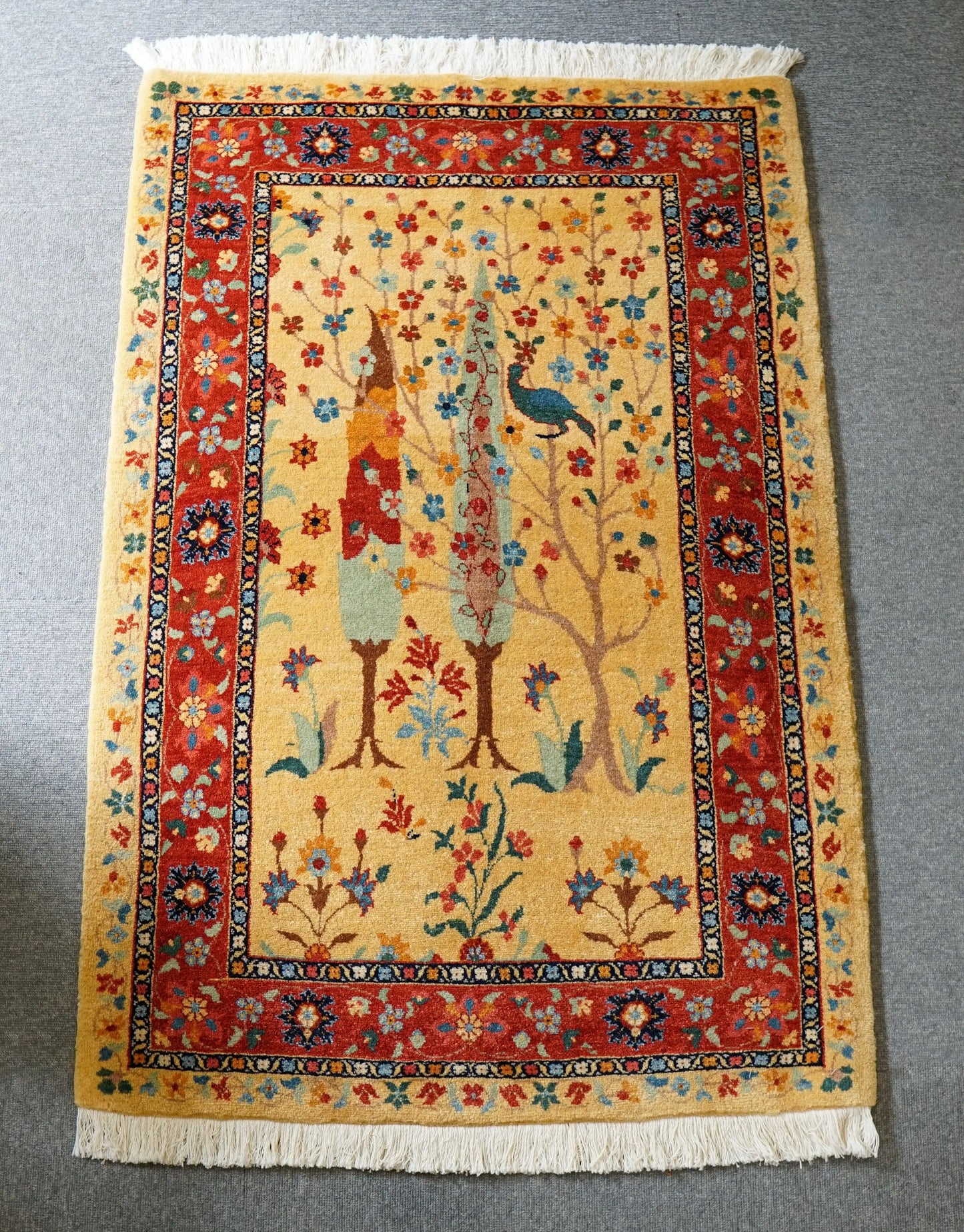 125×80cm　ペルシャ バラミン産 手織り絨毯 Decorworks