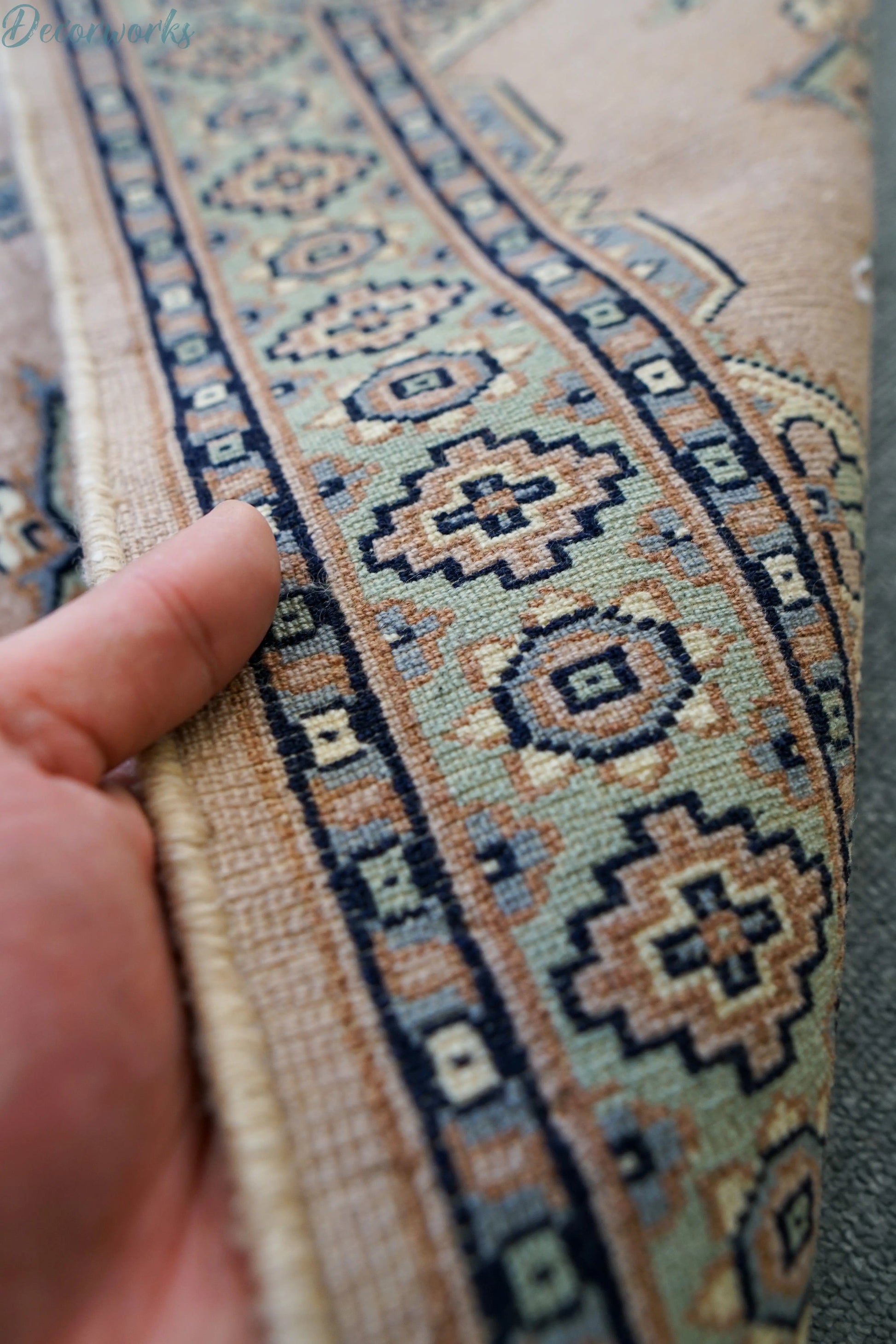 125×81cm パキスタン手織り絨毯 Decorworks