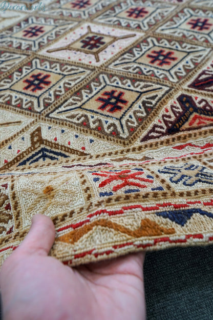 129×86cm 手織りマシュワニキリム Decorworks