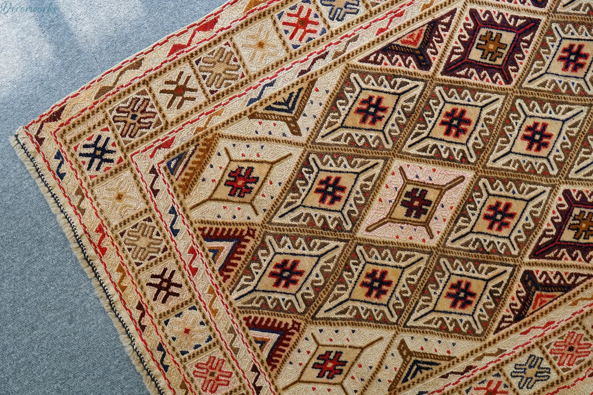 129×86cm 手織りマシュワニキリム Decorworks