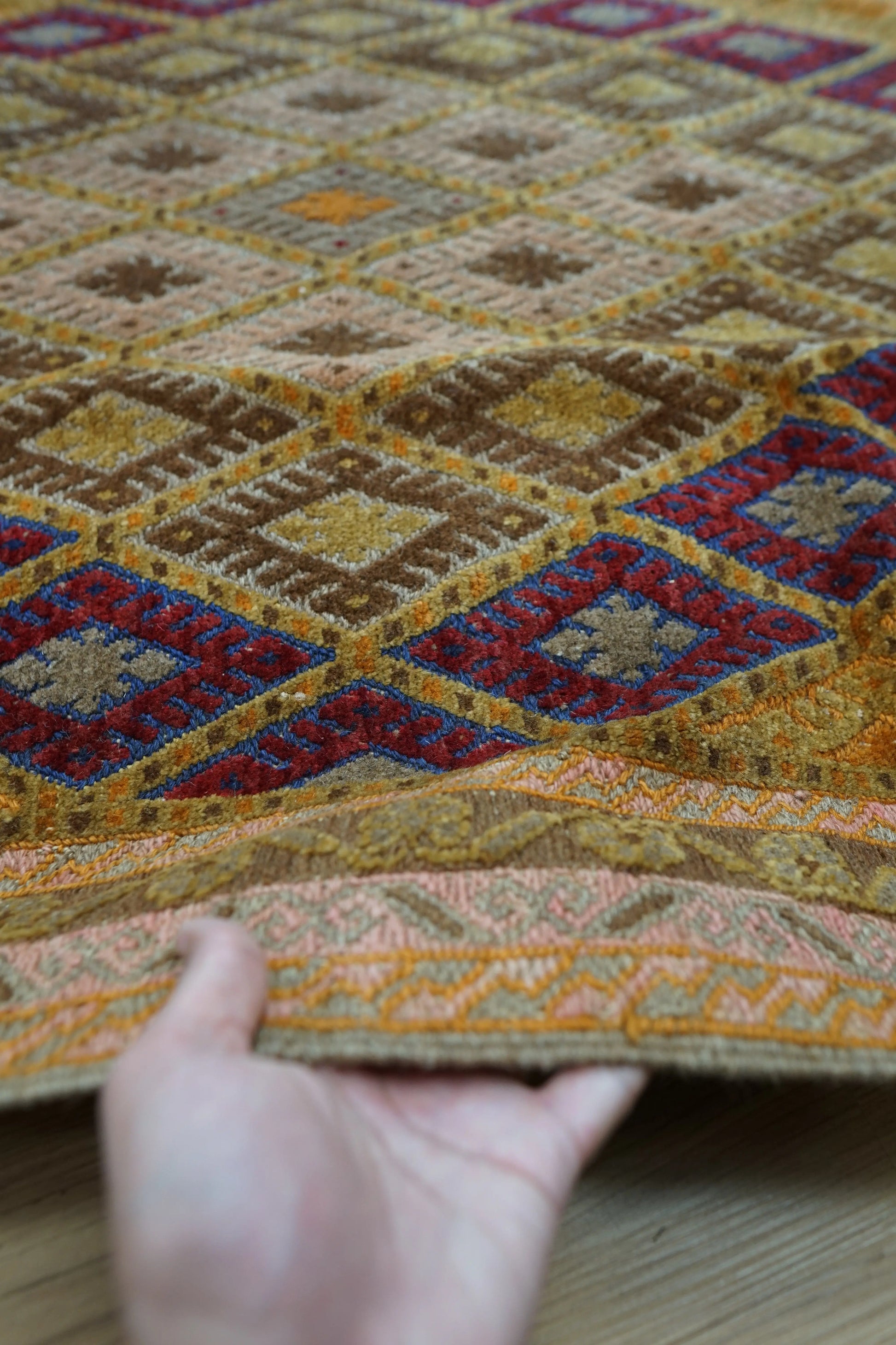 137×106cm アフガン手織りマシュワニキリム 　　手織り 絨毯 Decorworks
