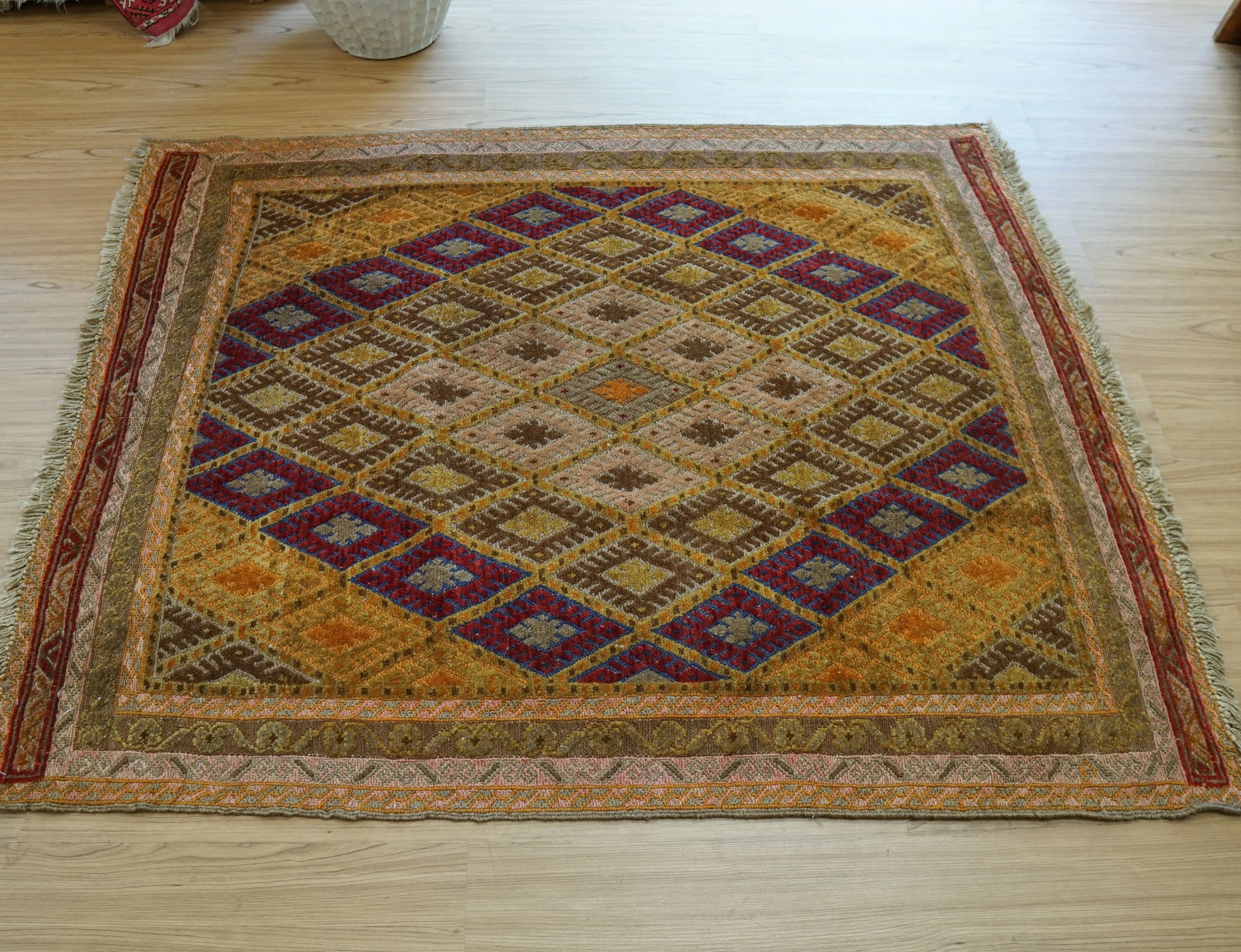 137×106cm アフガン手織りマシュワニキリム 　　手織り 絨毯 Decorworks