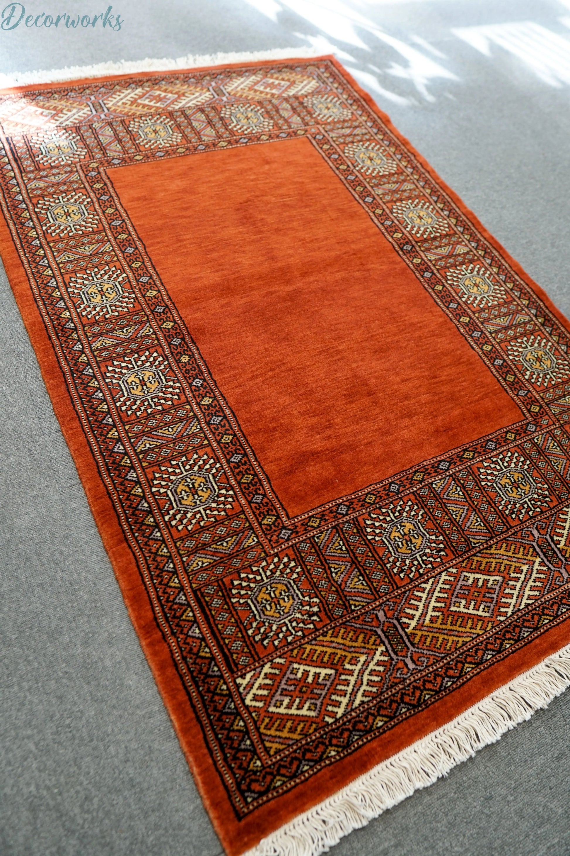 150×95cm パキスタン手織り絨毯 Decorworks
