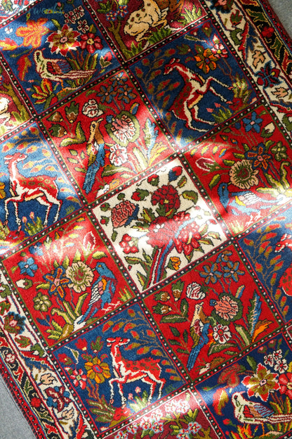 162×111cm　ペルシャ手織り絨毯　ウール　ラグ　バクティアリ Decorworks