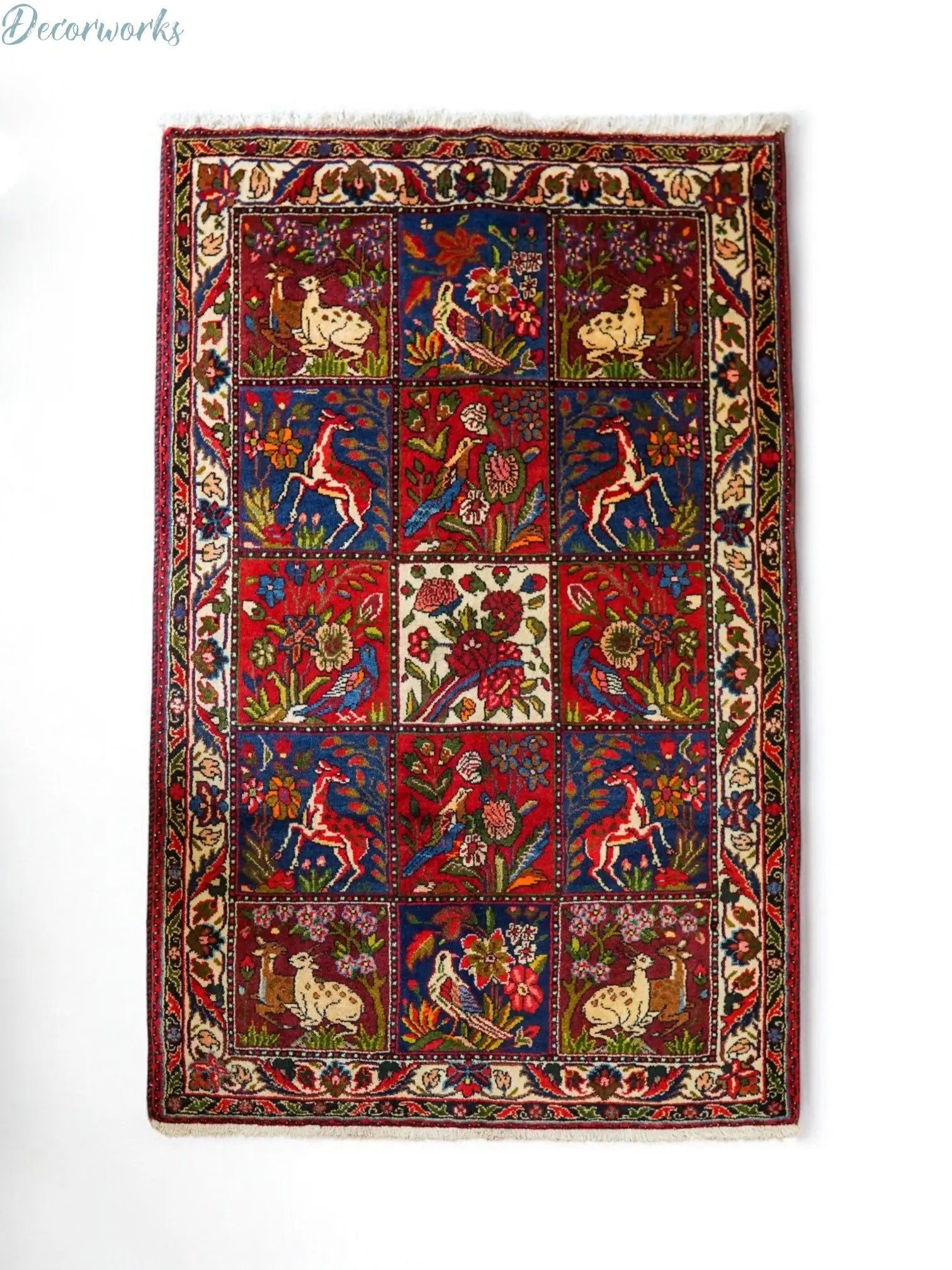 162×111cm　ペルシャ手織り絨毯　ウール　ラグ　バクティアリ Decorworks