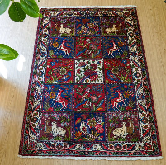 162×111cm　ペルシャ手織り絨毯　ウール　ラグ　バクティアリ Decorworks