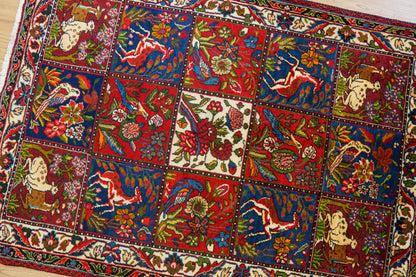 162×111cm　ペルシャ手織り絨毯　ウール　ラグ　バクティアリ Decorworks