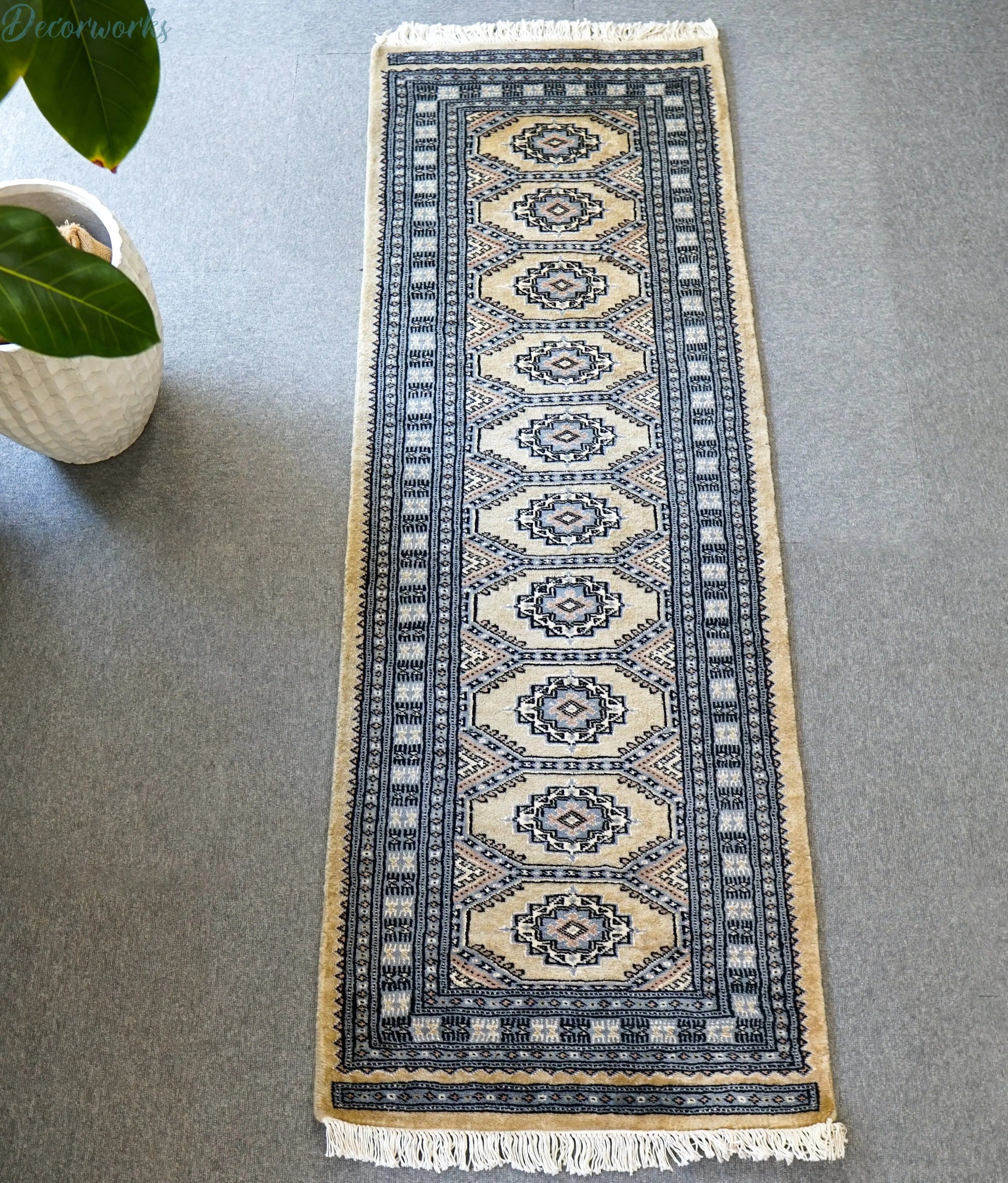 182×63cm パキスタン手織り絨毯　ランナー Decorworks