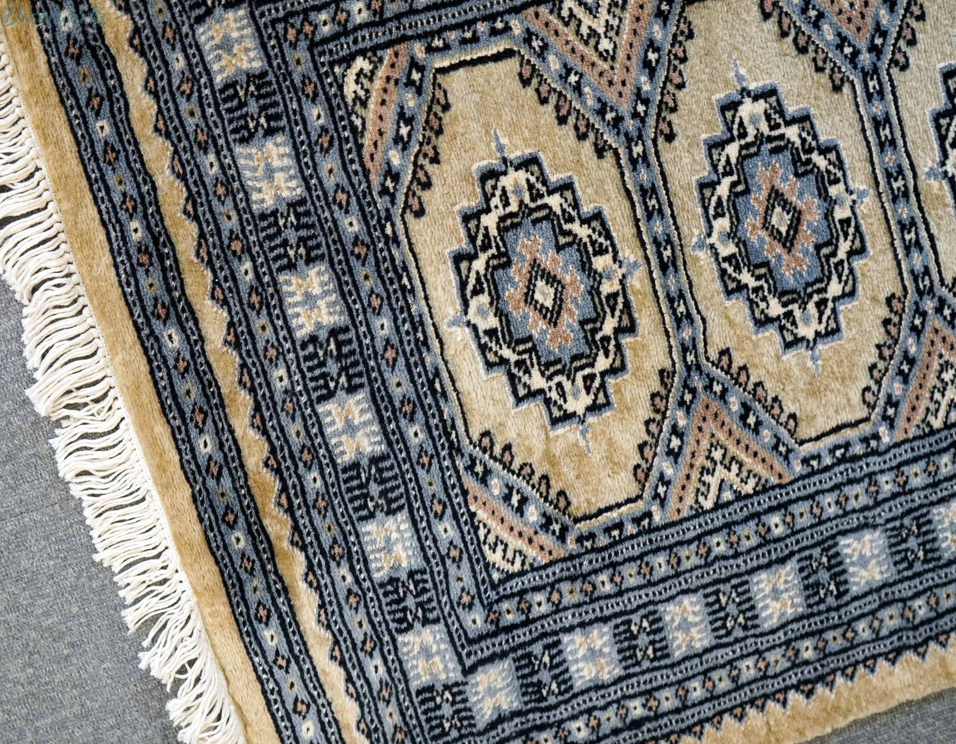 182×63cm パキスタン手織り絨毯　ランナー Decorworks