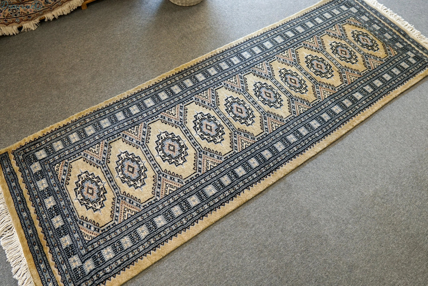 182×63cm パキスタン手織り絨毯　ランナー Decorworks