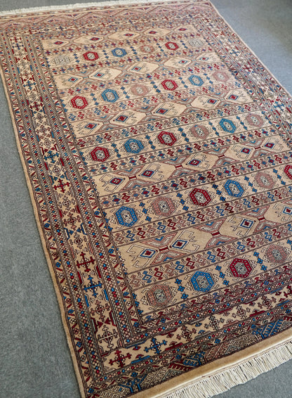 223×154cm【パキスタン手織り絨毯 Decorworks