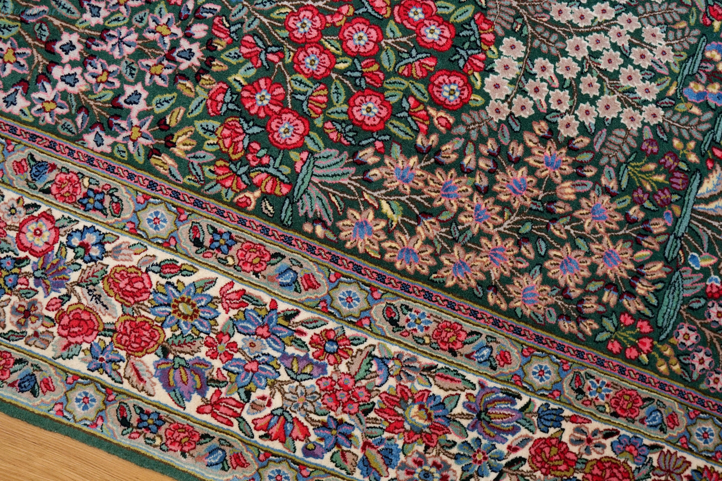 245×155cm　ペルシャ絨毯　ケルマン産 Decorworks