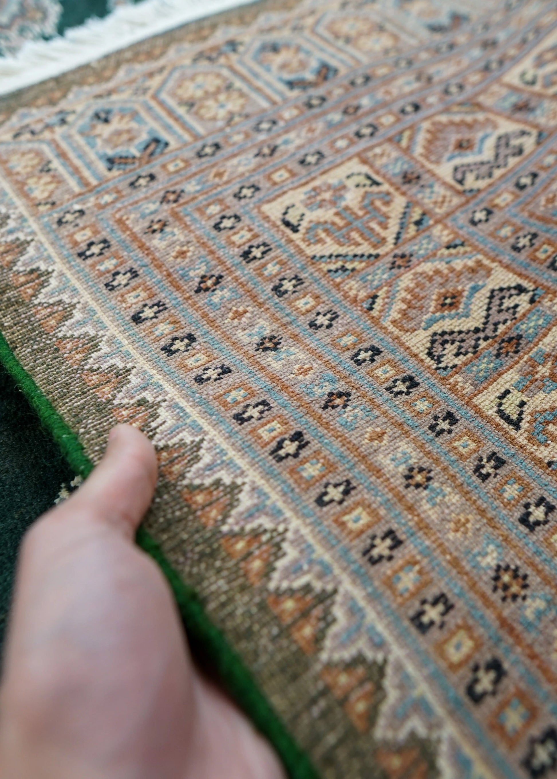 250×200cm【パキスタン手織り絨毯 Decorworks