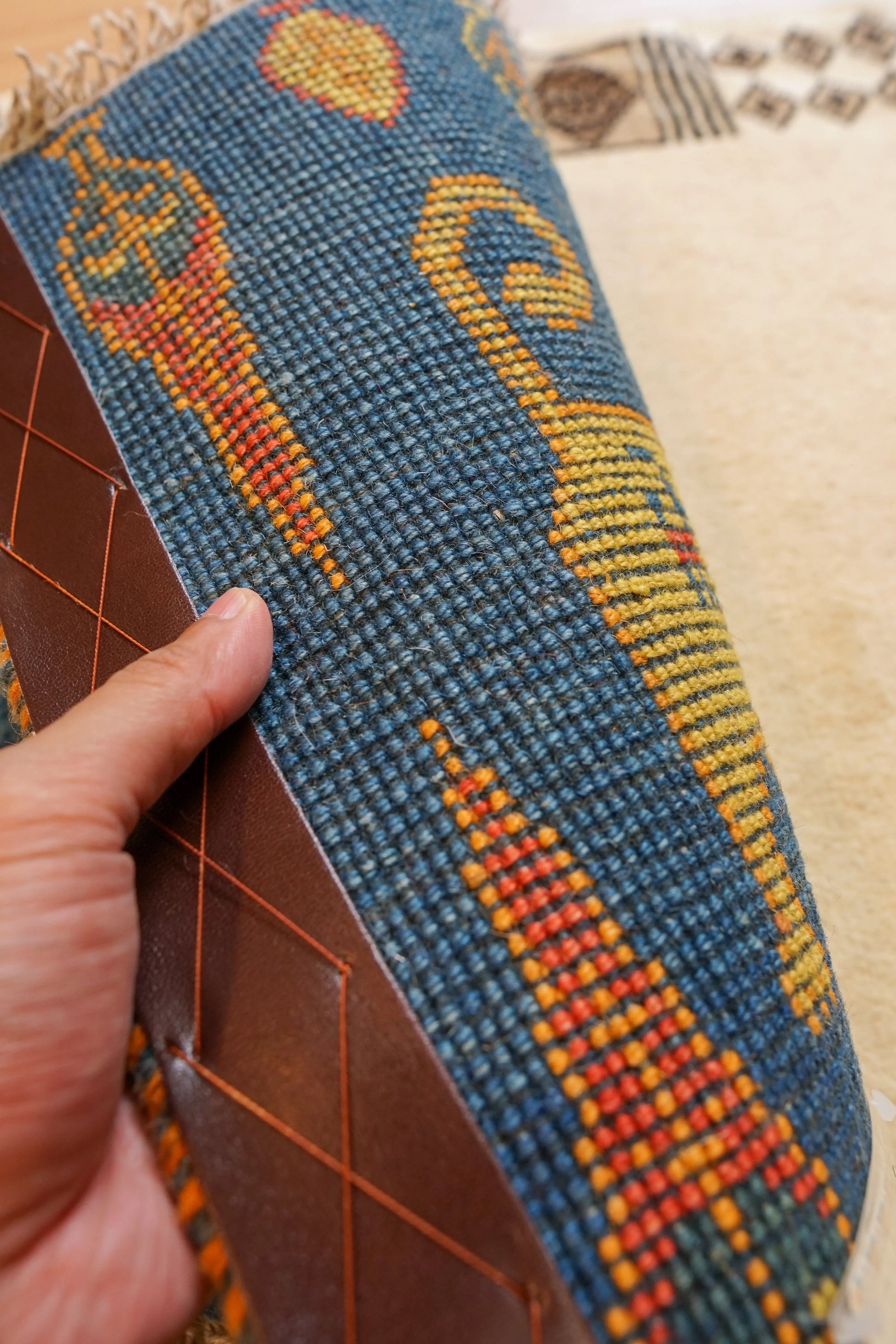 ペルシャ ギャッベ  アマレ族 ギャベ40×40cm Decorworks