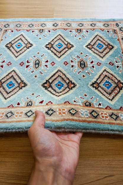 65×46cm パキスタン手織り絨毯 Decorworks