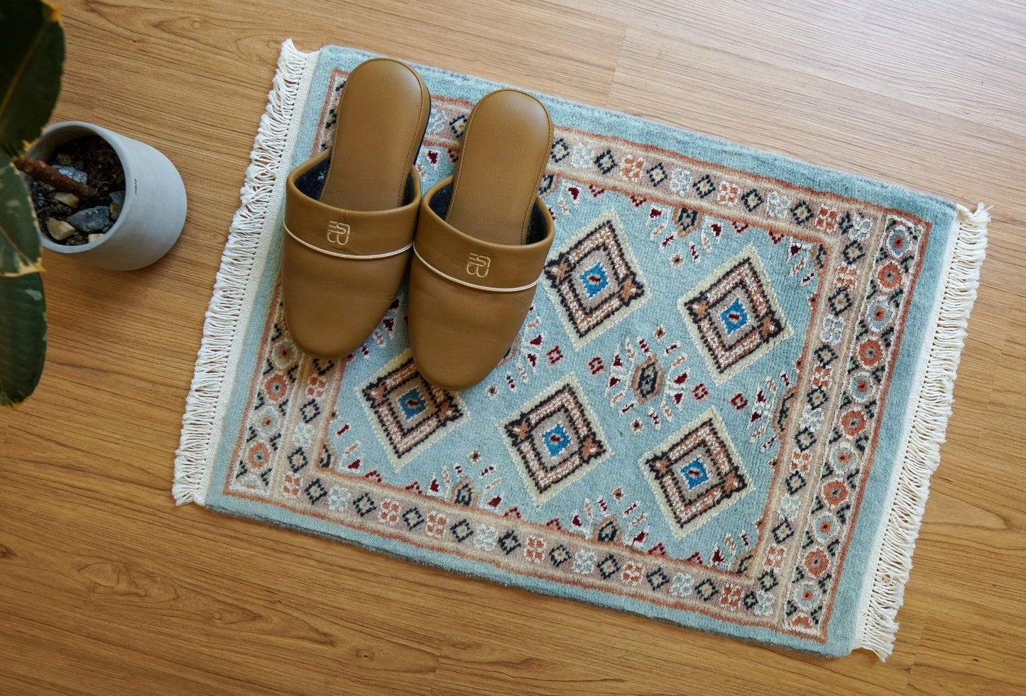 65×46cm パキスタン手織り絨毯 Decorworks